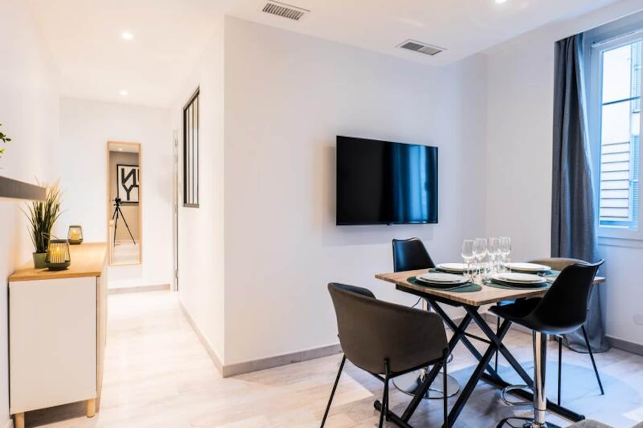 Résidence 2p Moderne, Proche Plages Et Palais Des Congrès-Niet-getagd