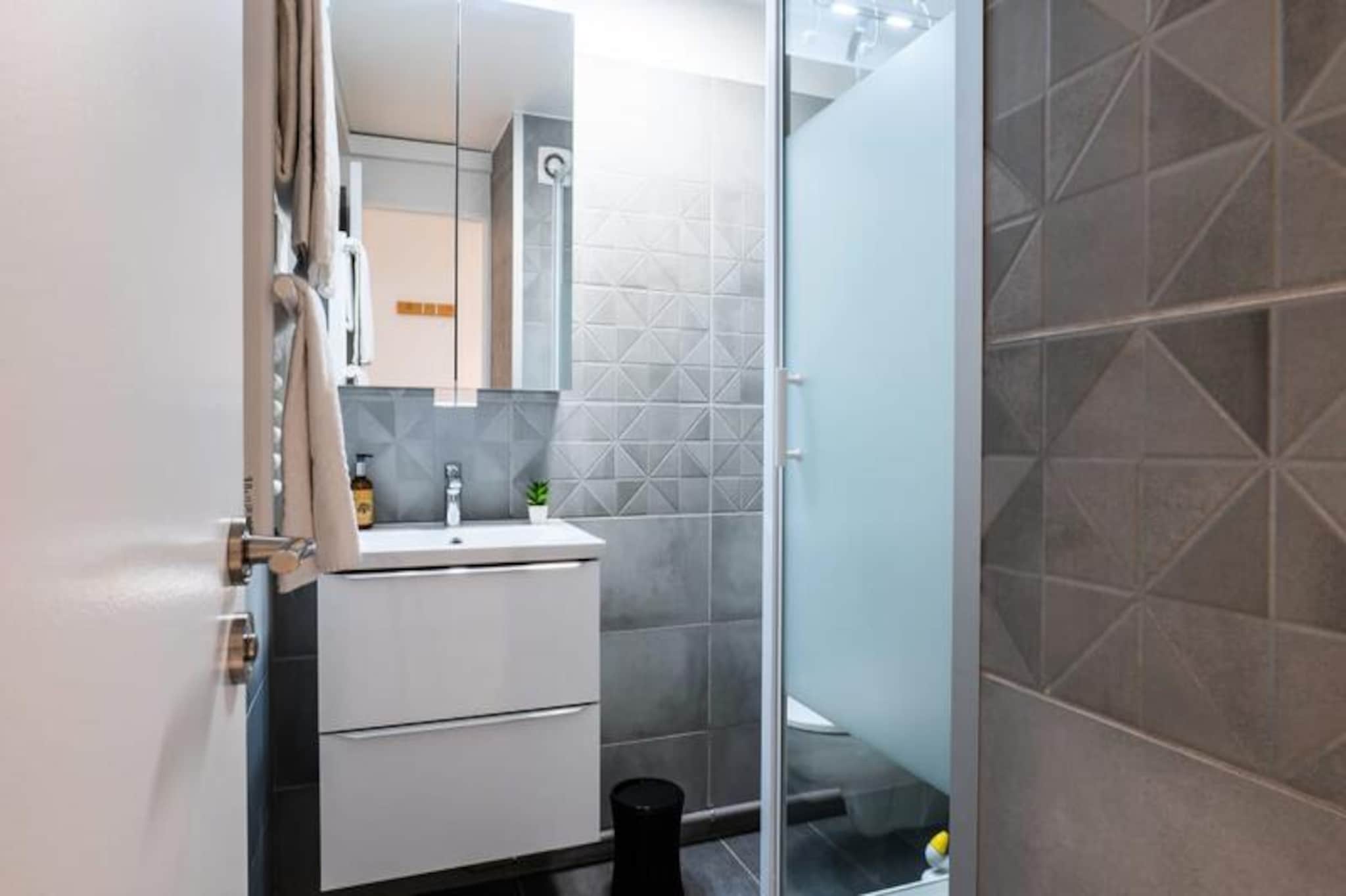 Résidence 2p Moderne, Proche Plages Et Palais Des Congrès-Niet-getagd