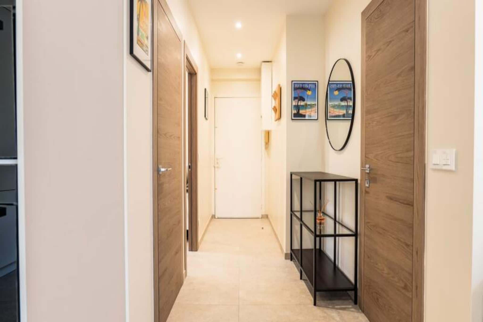 Résidence Rare ! Rez-de-jardin 10 Minutes à Pied Du Centre-Untagged