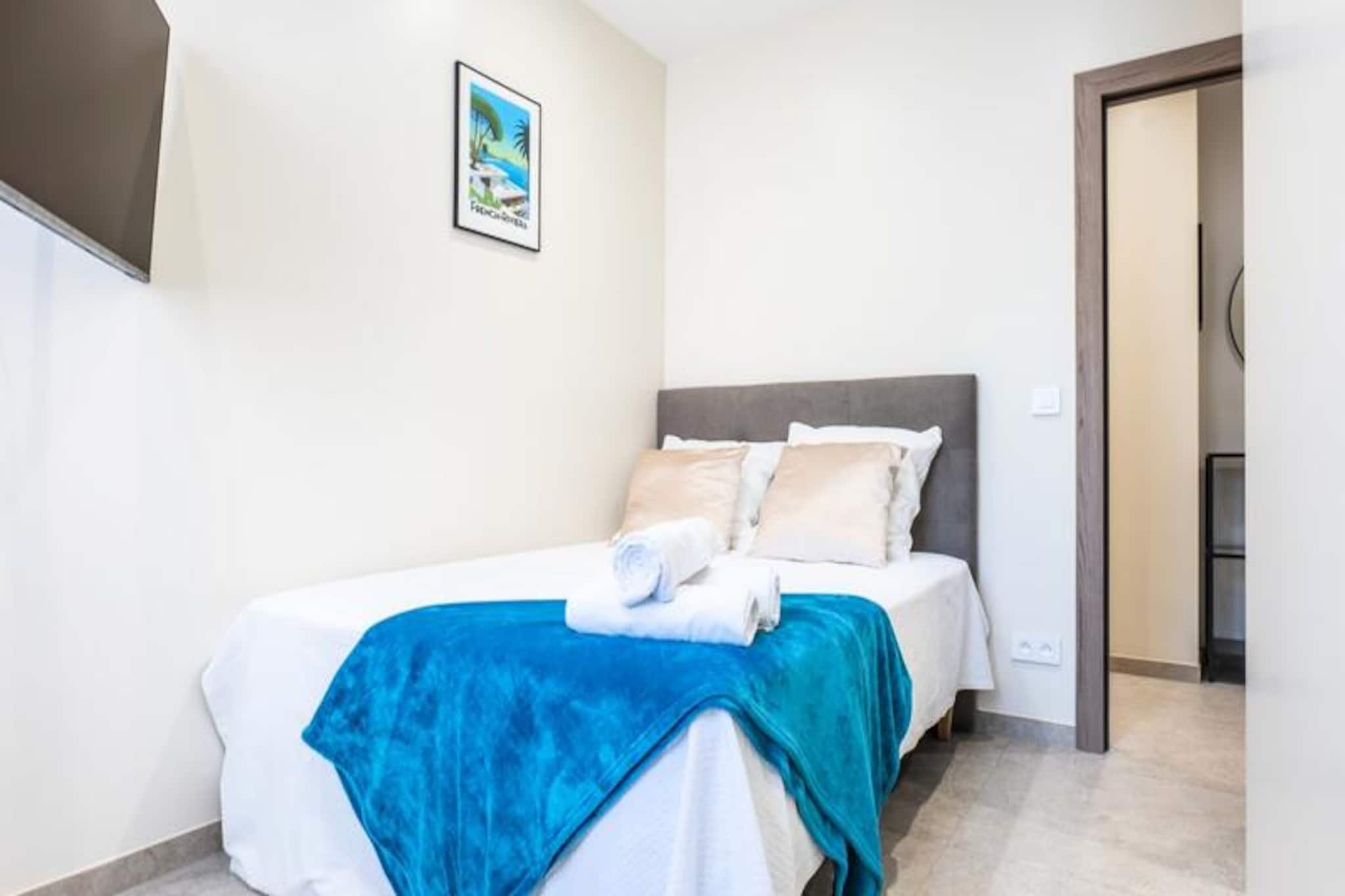 Résidence Rare ! Rez-de-jardin 10 Minutes à Pied Du Centre-Untagged