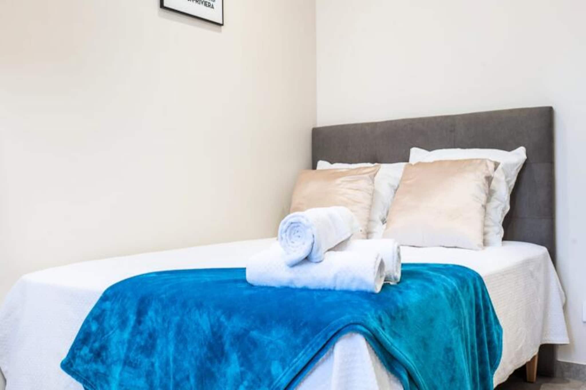 Résidence Rare ! Rez-de-jardin 10 Minutes à Pied Du Centre-Untagged