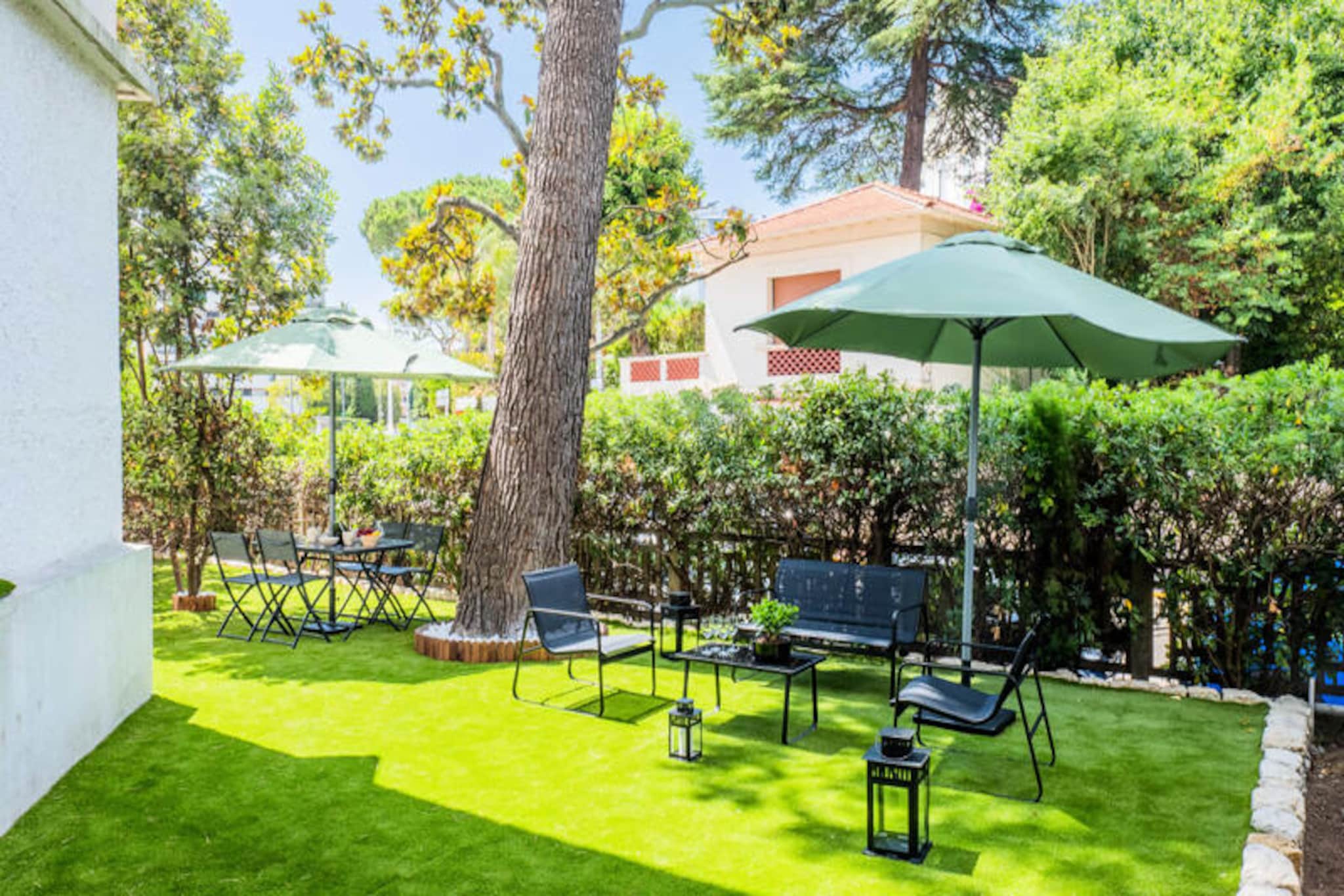 Résidence Rare ! Rez-de-jardin 10 Minutes à Pied Du Centre-Untagged