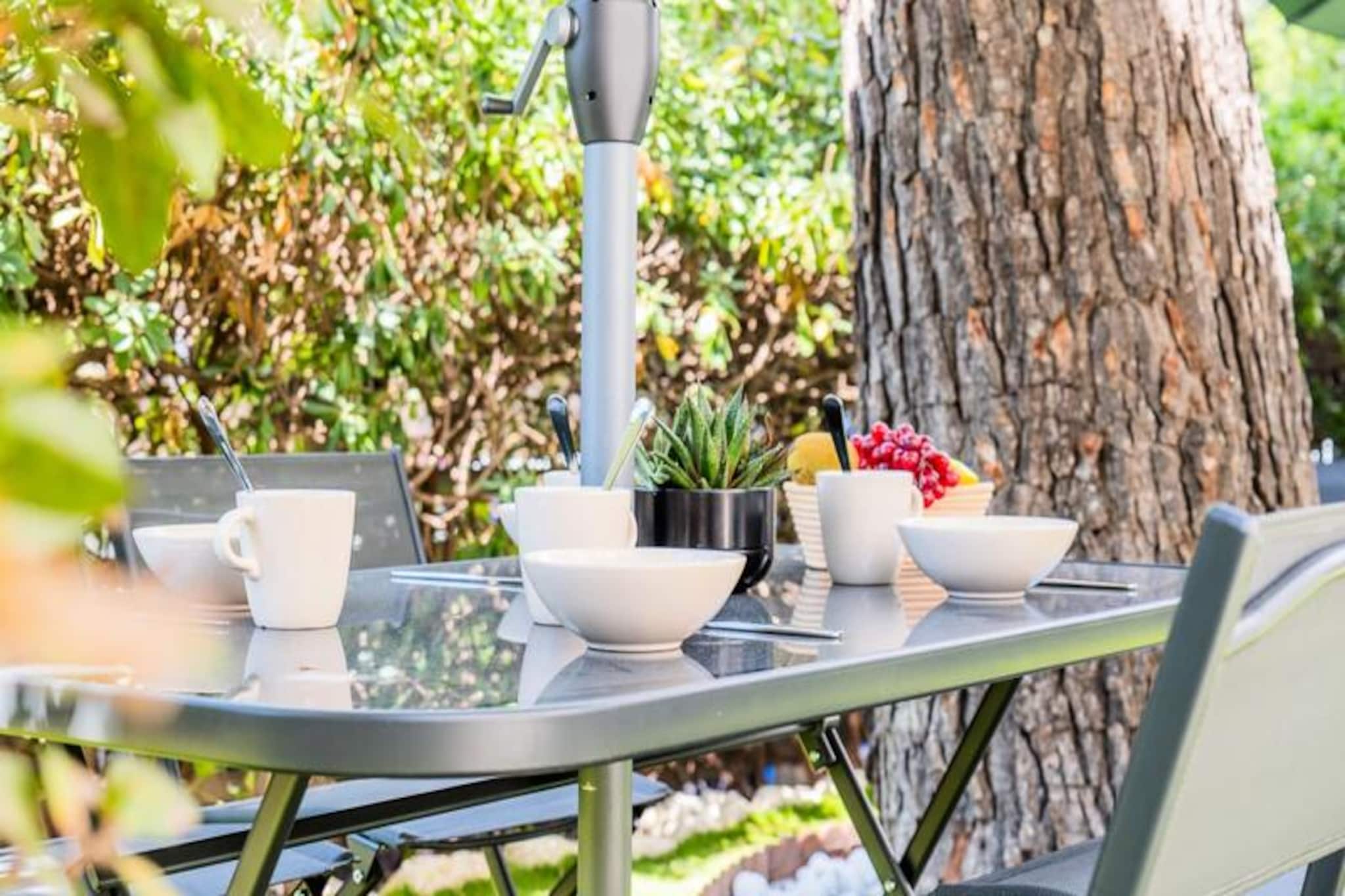 Résidence Rare ! Rez-de-jardin 10 Minutes à Pied Du Centre-Untagged