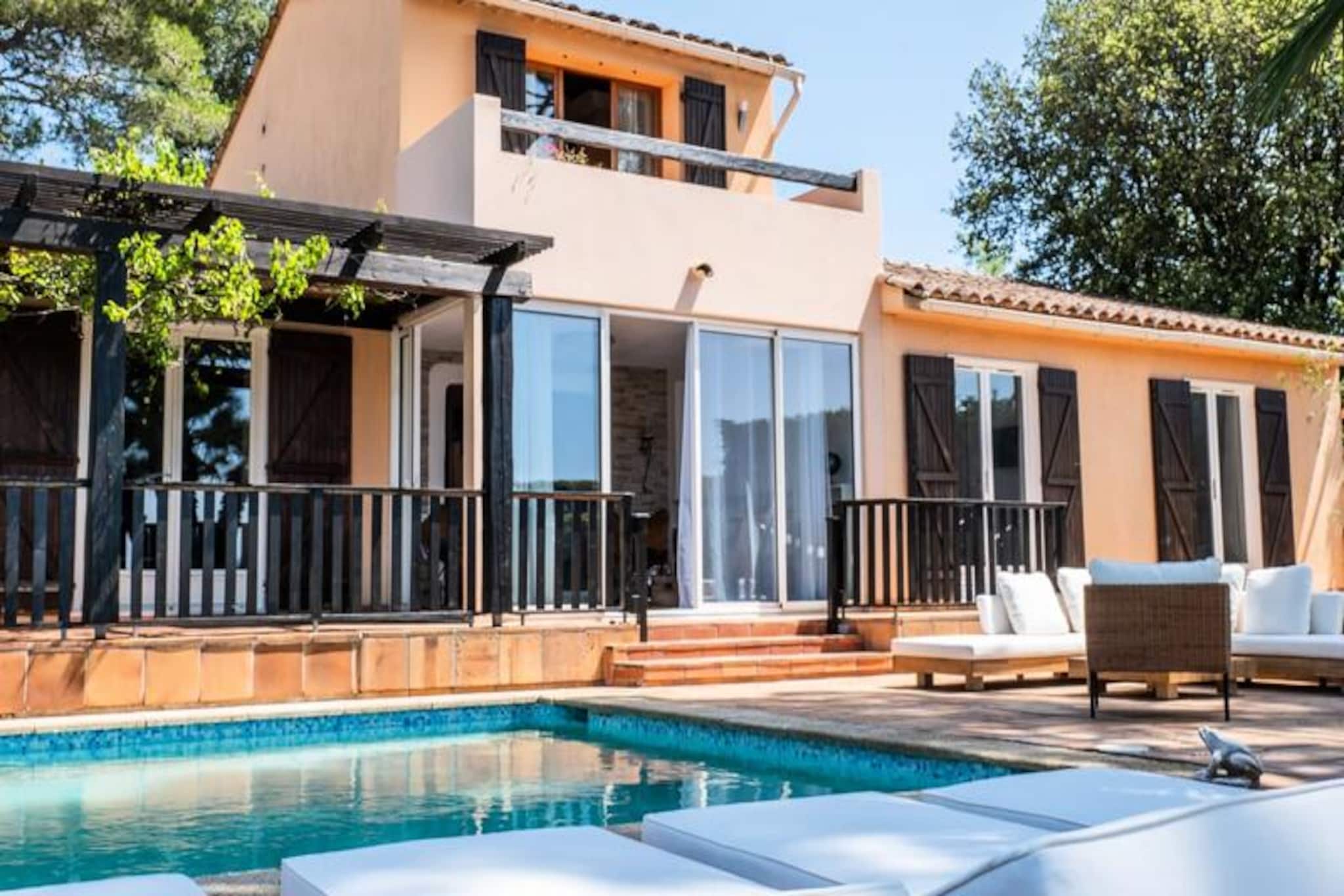 Résidence Villa 5 Chambres, Sauna, Piscine Et Vue Mer.-Non tagué