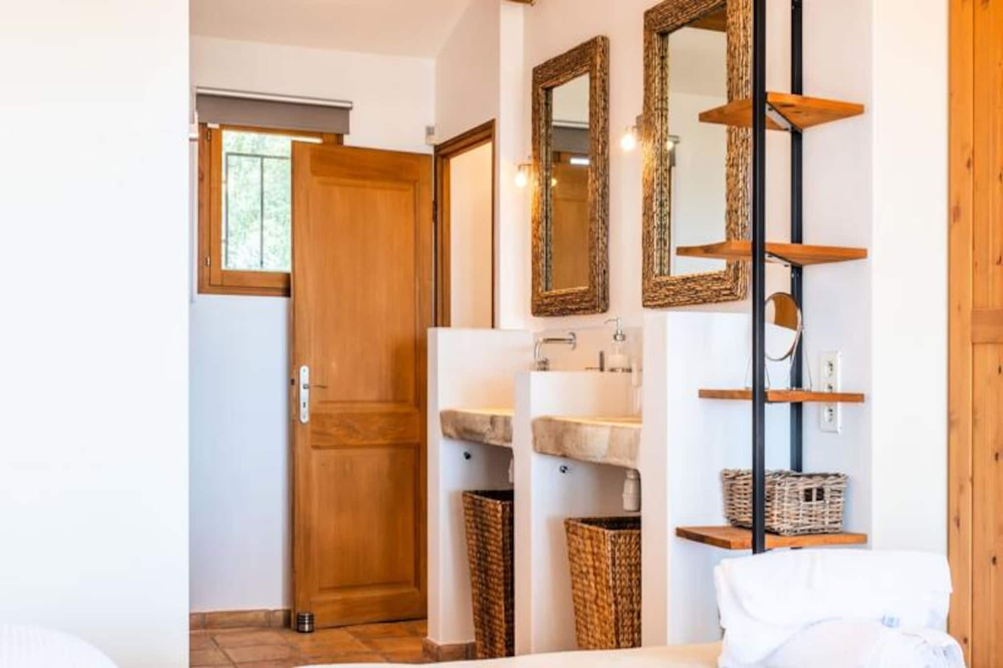 Résidence Villa 5 Chambres, Sauna, Piscine Et Vue Mer.-Non tagué