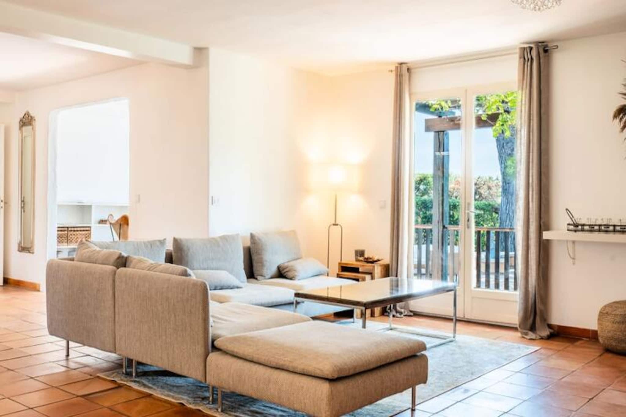 Résidence Villa 5 Chambres, Sauna, Piscine Et Vue Mer.-Non tagué