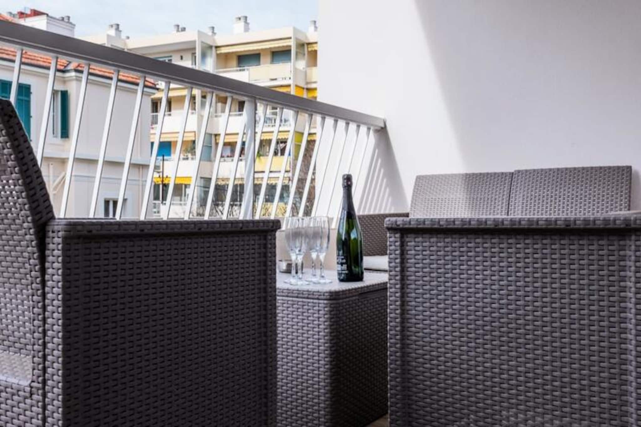 Résidence 2 Pièces  Terrasse à 8min à Pied Du Centre Parking-Nicht zugeordnet