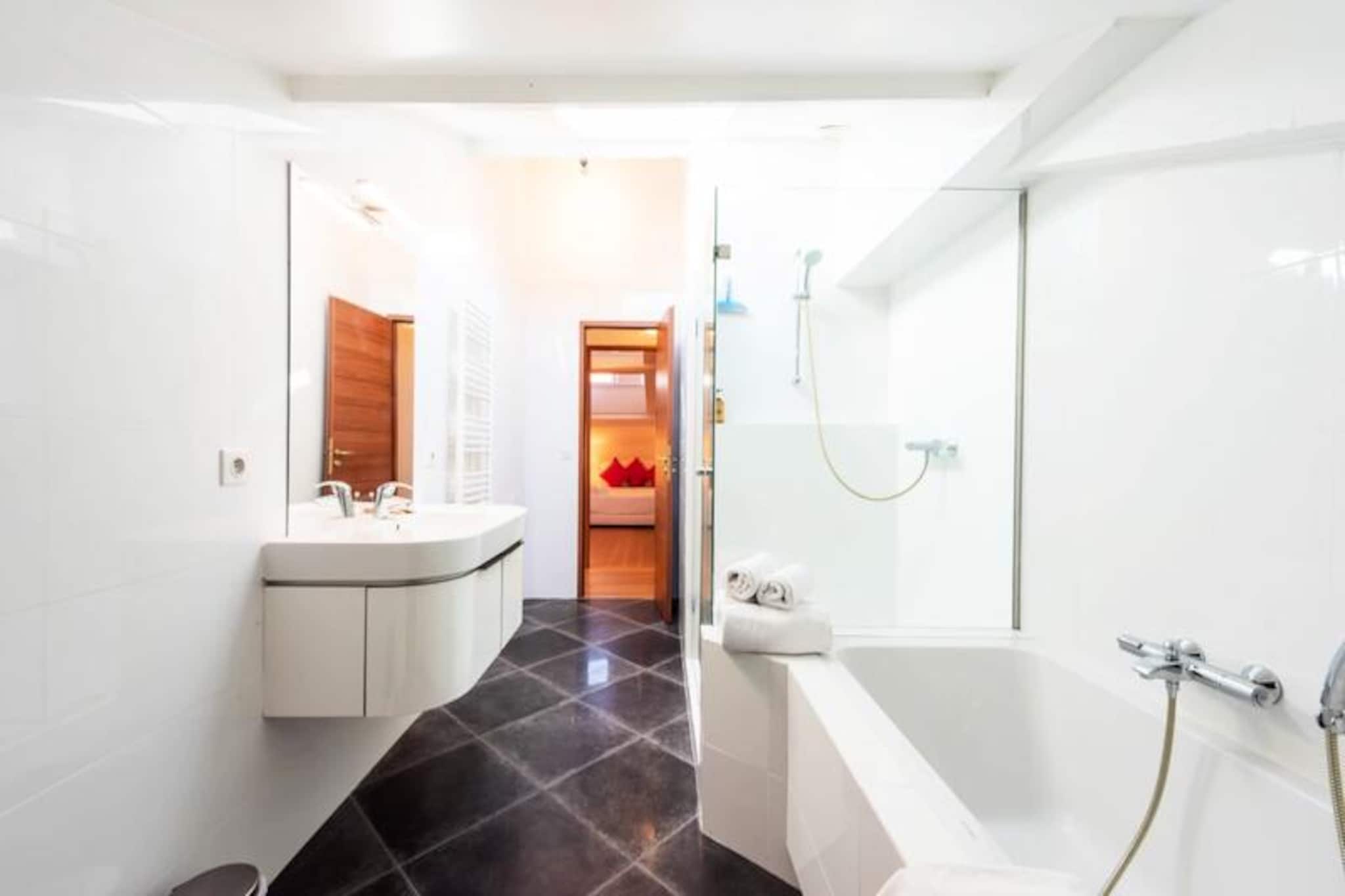 Apartment on Rue d'Antibes near Croisette