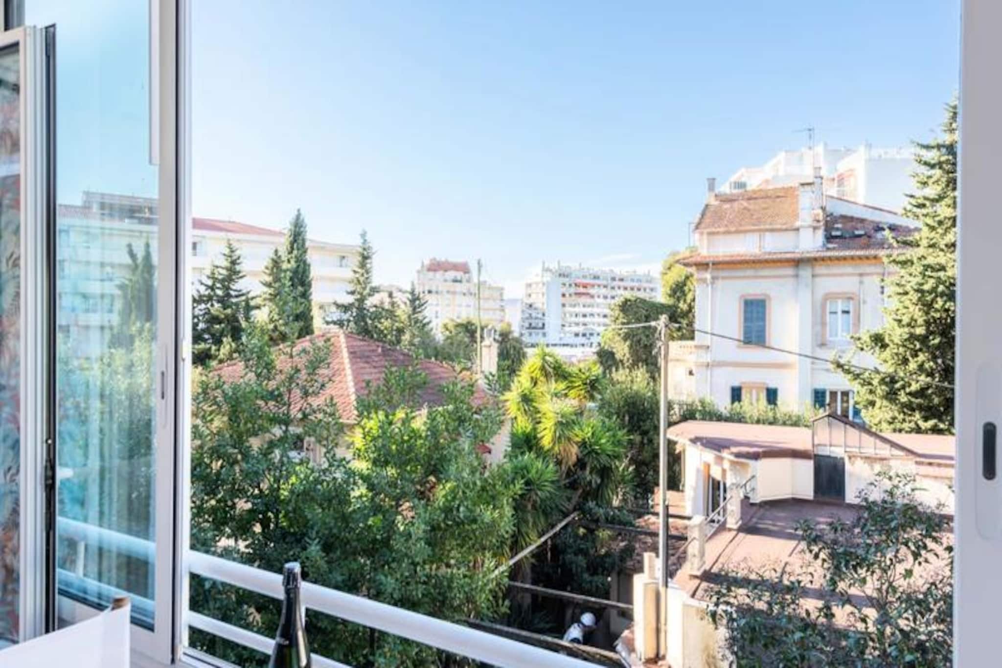 2-room apartment in a quiet location near Cannes city center