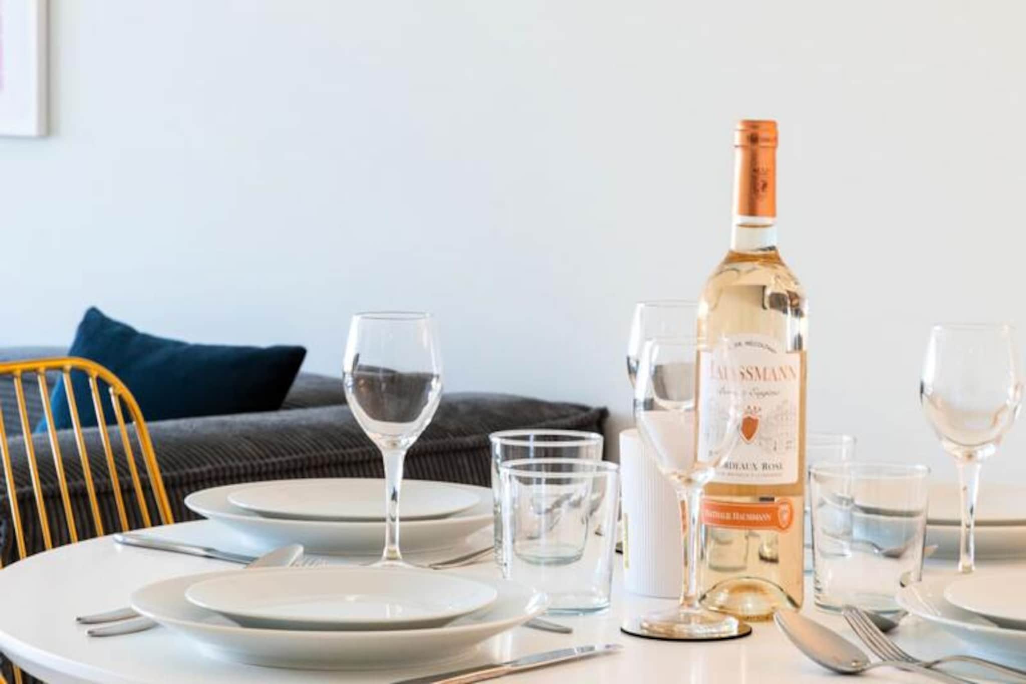 Résidence Spacieux 3p En Résidence Avec Piscine-Niet-getagd