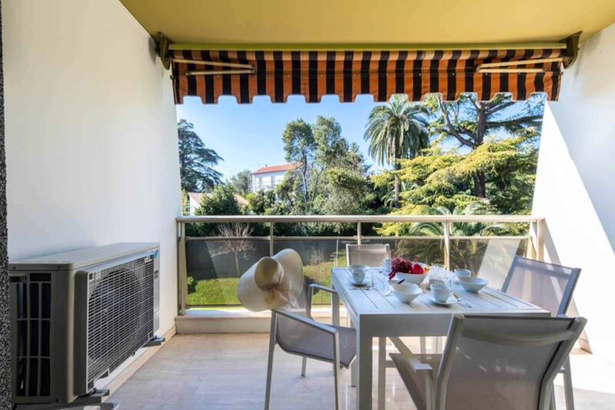 Résidence Spacieux 3p En Résidence Avec Piscine-Niet-getagd