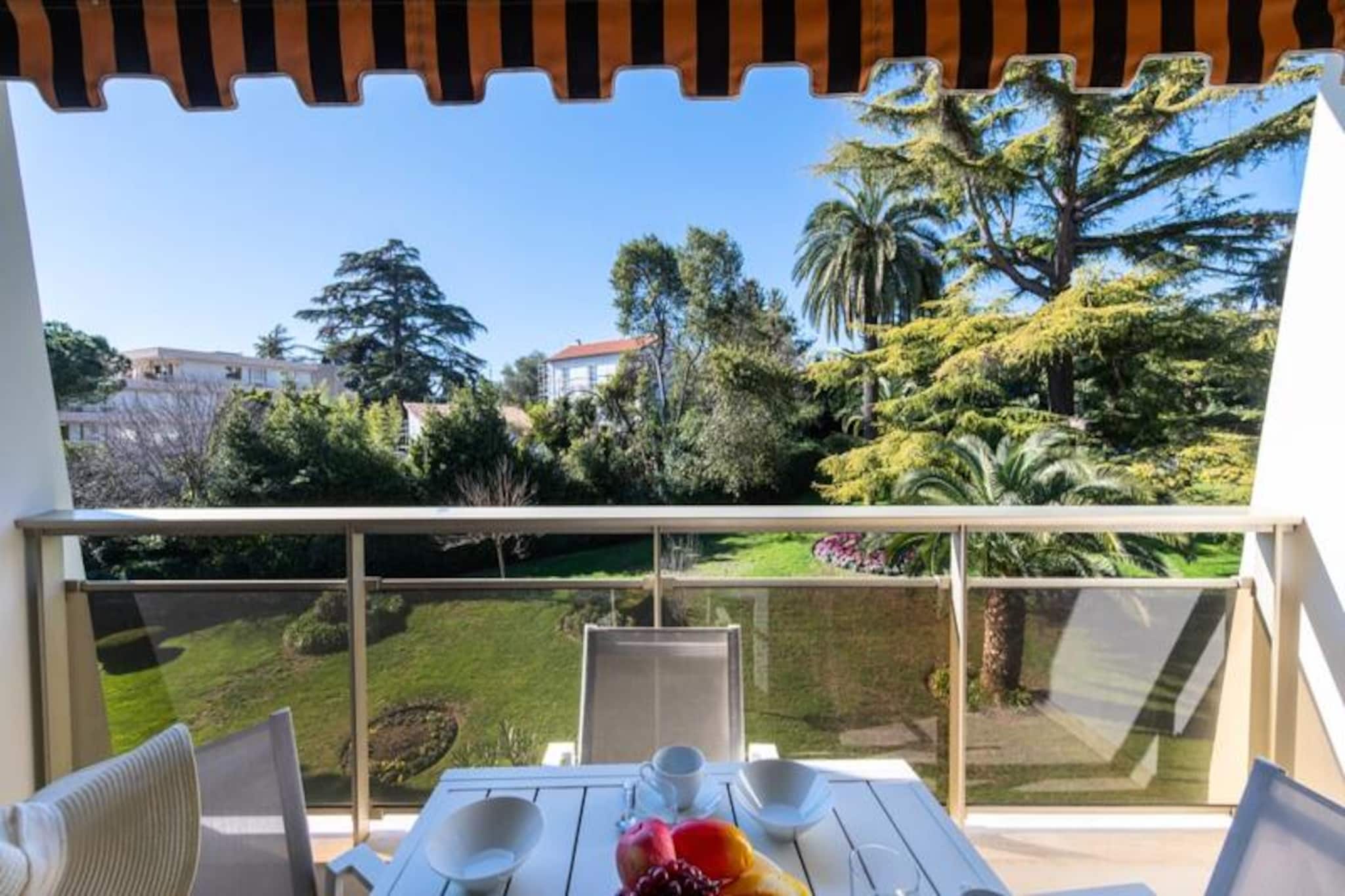 Résidence Spacieux 3p En Résidence Avec Piscine-Niet-getagd