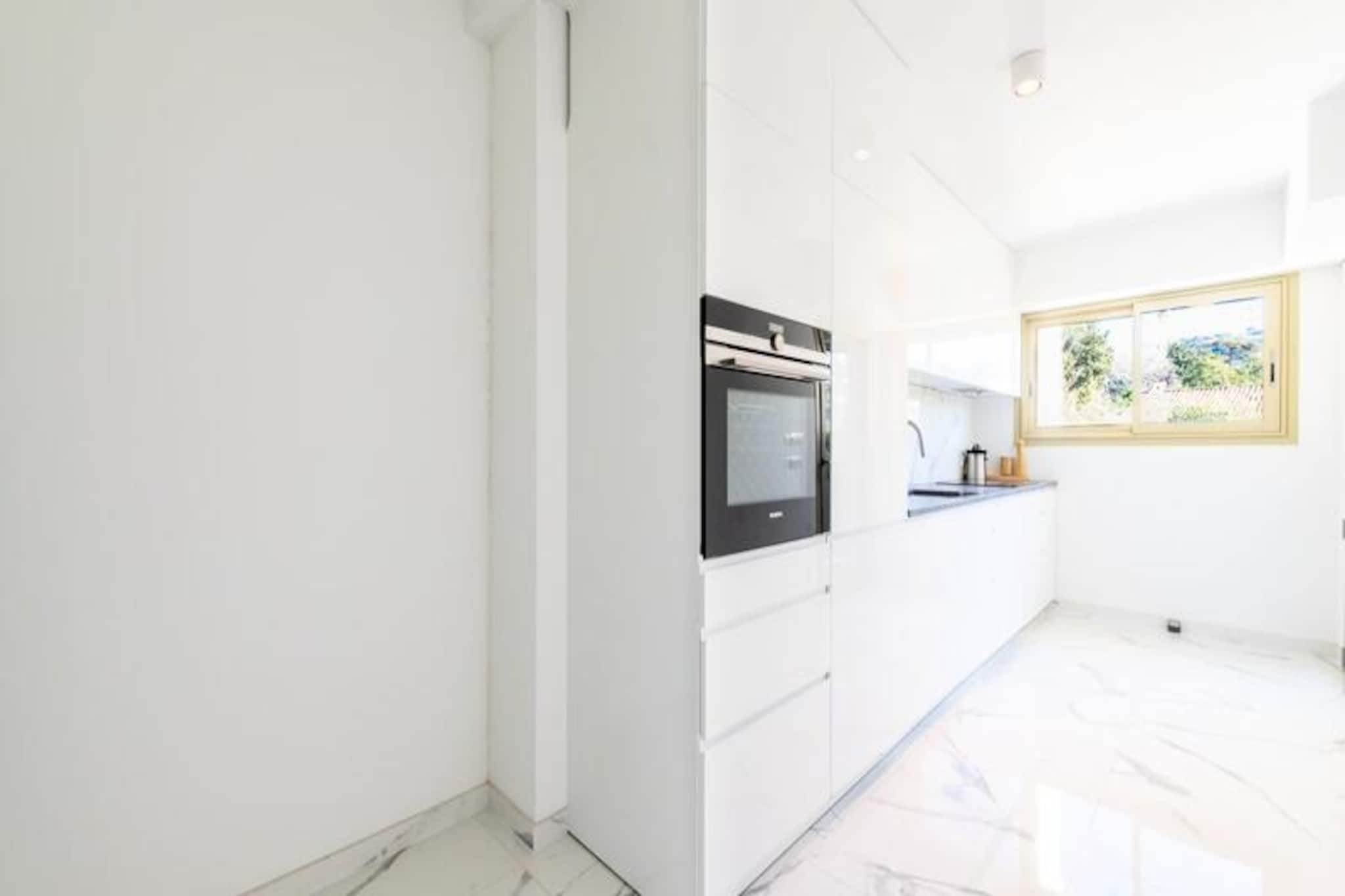 Résidence Spacieux 3p En Résidence Avec Piscine-Niet-getagd