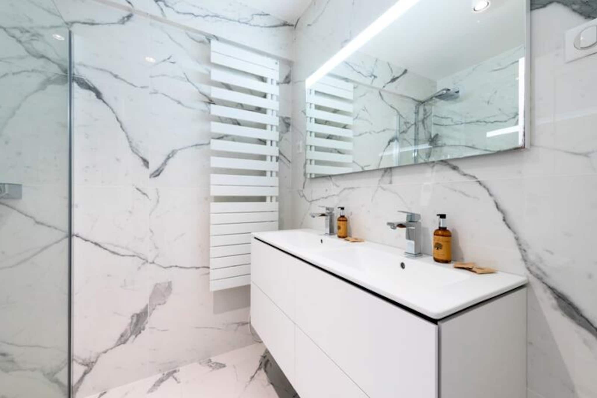 Résidence Spacieux 3p En Résidence Avec Piscine-Niet-getagd