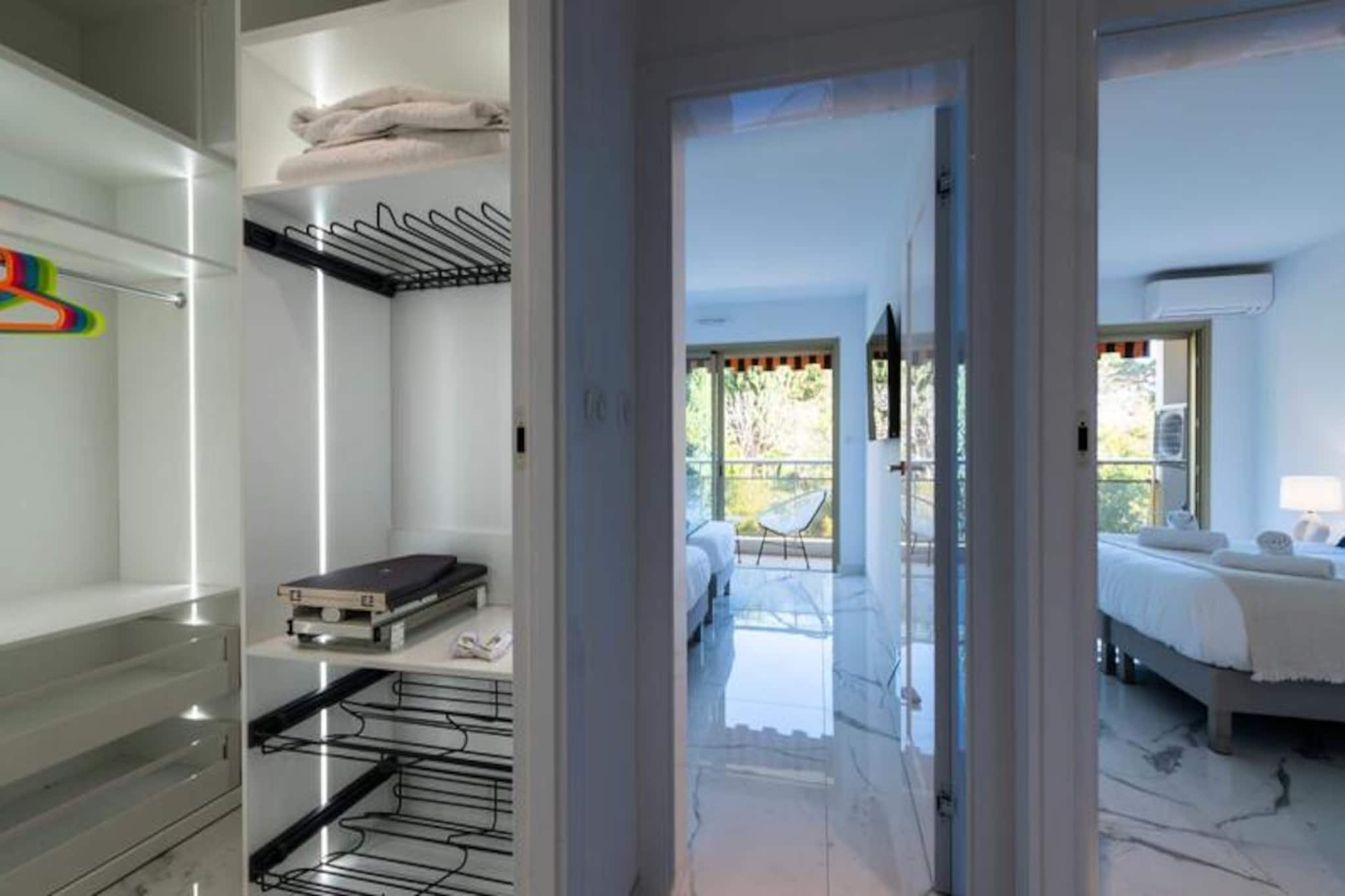 Résidence Spacieux 3p En Résidence Avec Piscine-Niet-getagd