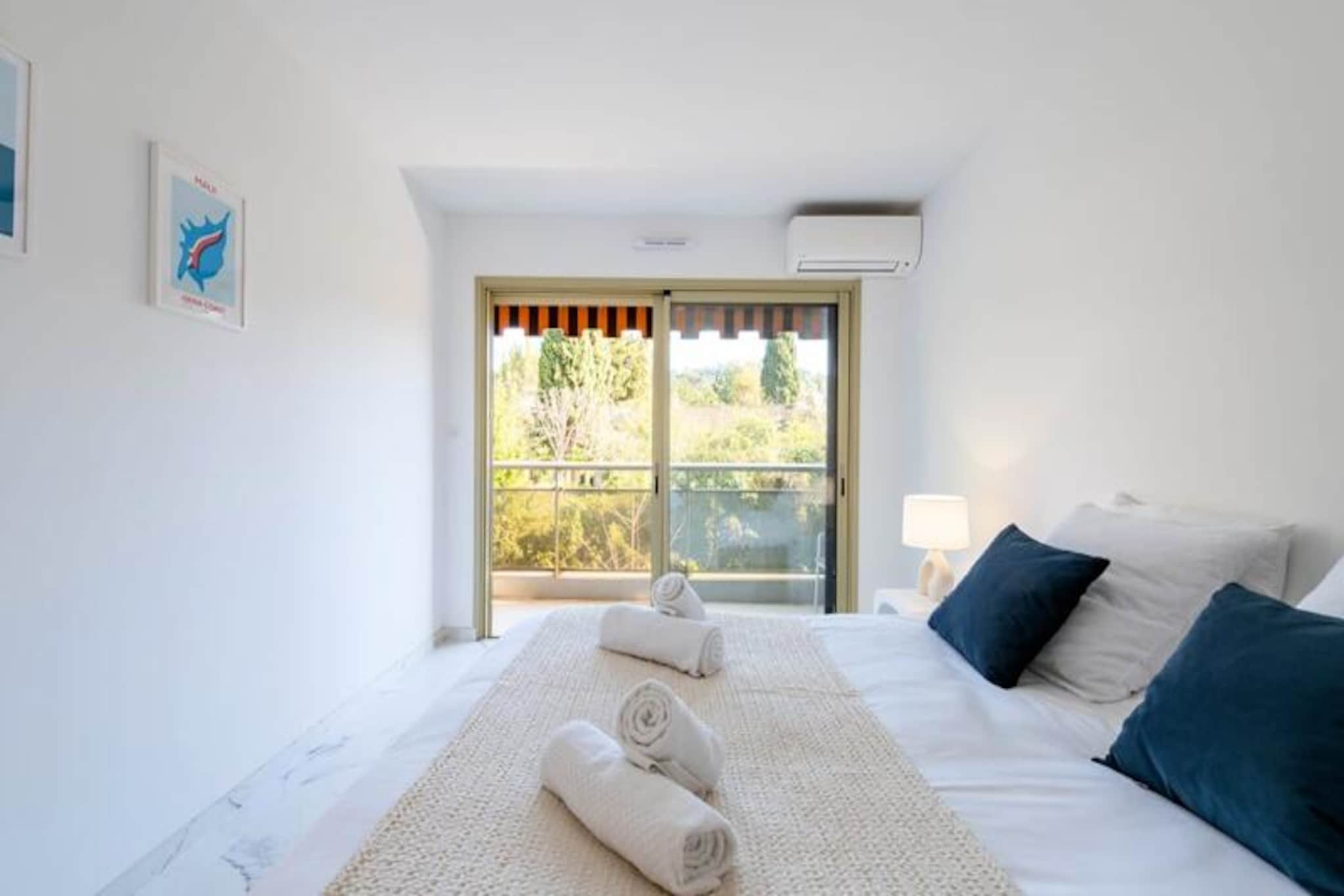 Résidence Spacieux 3p En Résidence Avec Piscine-Niet-getagd