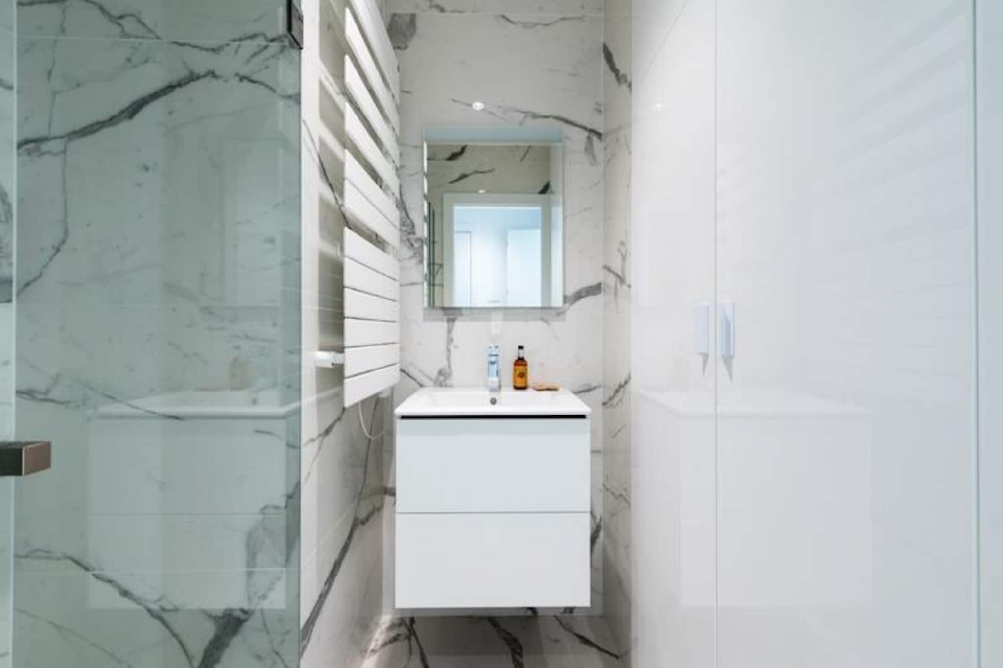 Résidence Spacieux 3p En Résidence Avec Piscine-Niet-getagd