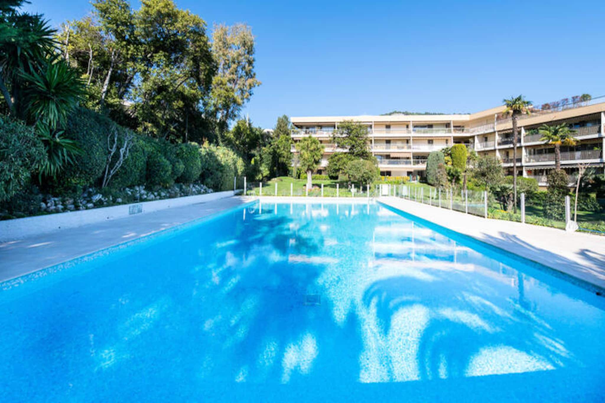 Résidence Spacieux 3p En Résidence Avec Piscine-Niet-getagd