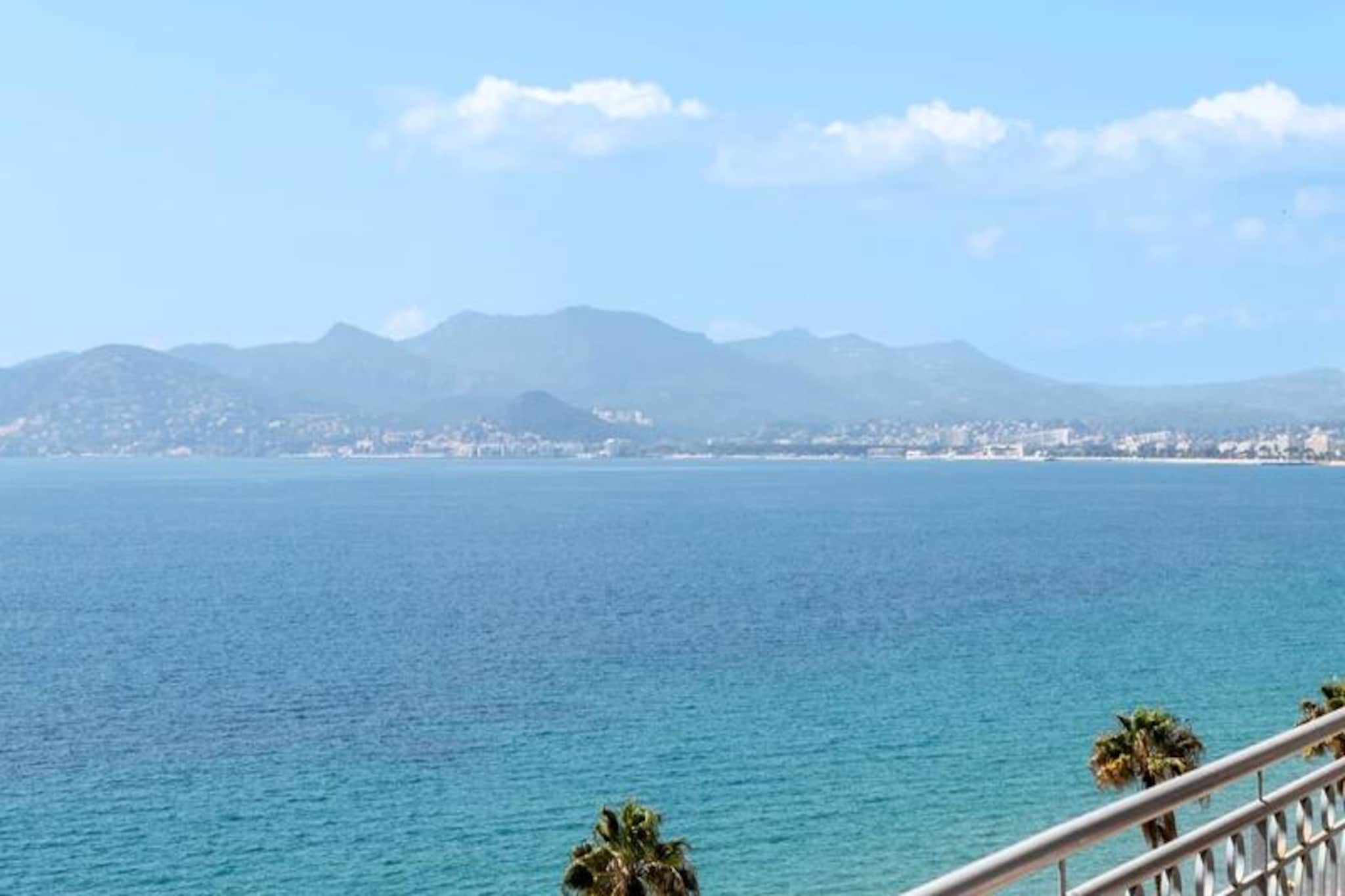 Résidence Cannes – Suquet Vue Mer & Accès Plage-Niet-getagd