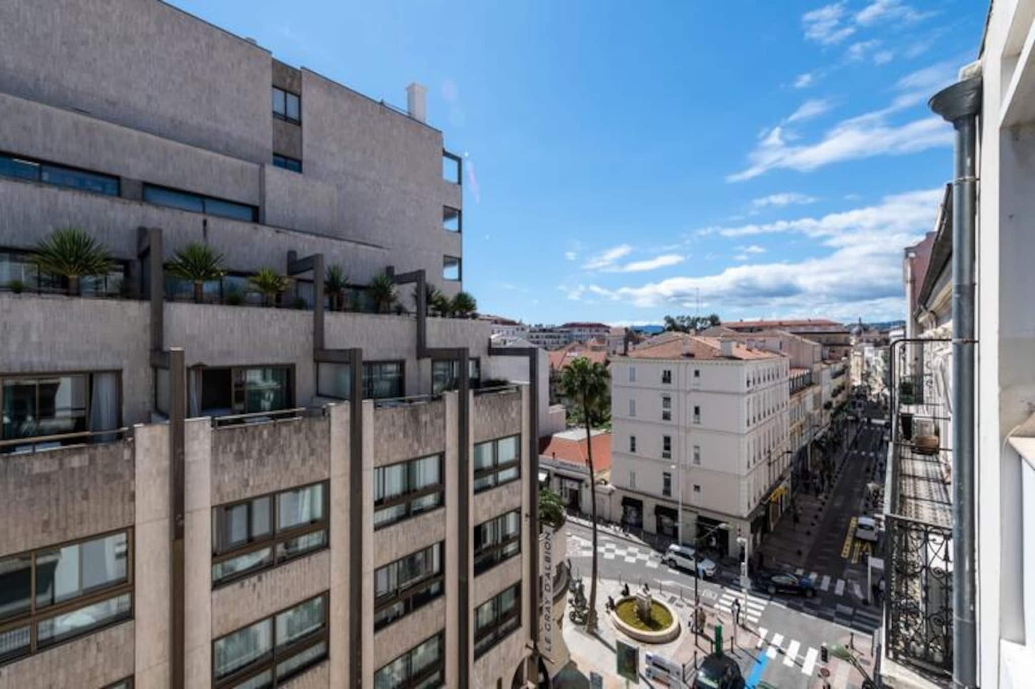 In the heart of Cannes, where the glamour of the French Riviera meets the charm of a bustling seaside town, this top-floor apartment offers a serene escape amidst the vibrant energy of Rue d'Antibes. Imagine starting your day with a coffee on the sunny south-facing balcony, overlooking the lively streets below, before stepping out to explore the iconic attractions just moments from your door. From the golden beaches to the luxury boutiques of La Croisette, every corner of Cannes is within easy reach.
This bright and inviting apartment is thoughtfully designed for comfort and convenience. The open-plan living space features a cozy lounge with a large corner sofa, perfect for unwinding after a day of exploration. The fully equipped kitchen invites you to prepare meals at home, while the cleverly designed sleeping area includes a queen-size Murphy bed with a sliding partition for added privacy. A modern bathroom with a sink, toilet, and bidet completes this charming retreat, ensuring a relaxing stay.
Step outside and find yourself immersed in the best of Cannes. Stroll along Rue d'Antibes, lined with chic boutiques and cafes, or take a leisurely walk to the sandy beaches and the legendary La Croisette. Explore the historic charm of Le Suquet, visit the bustling Forville Market, or hop on a ferry to the tranquil Lérins Islands. With restaurants, shops, and cultural landmarks just steps away, this apartment is the perfect base for discovering the magic of Cannes.
Whether you're here for the film festival, a romantic getaway, or a seaside escape, this apartment promises an unforgettable stay in one of France's most iconic destinations.