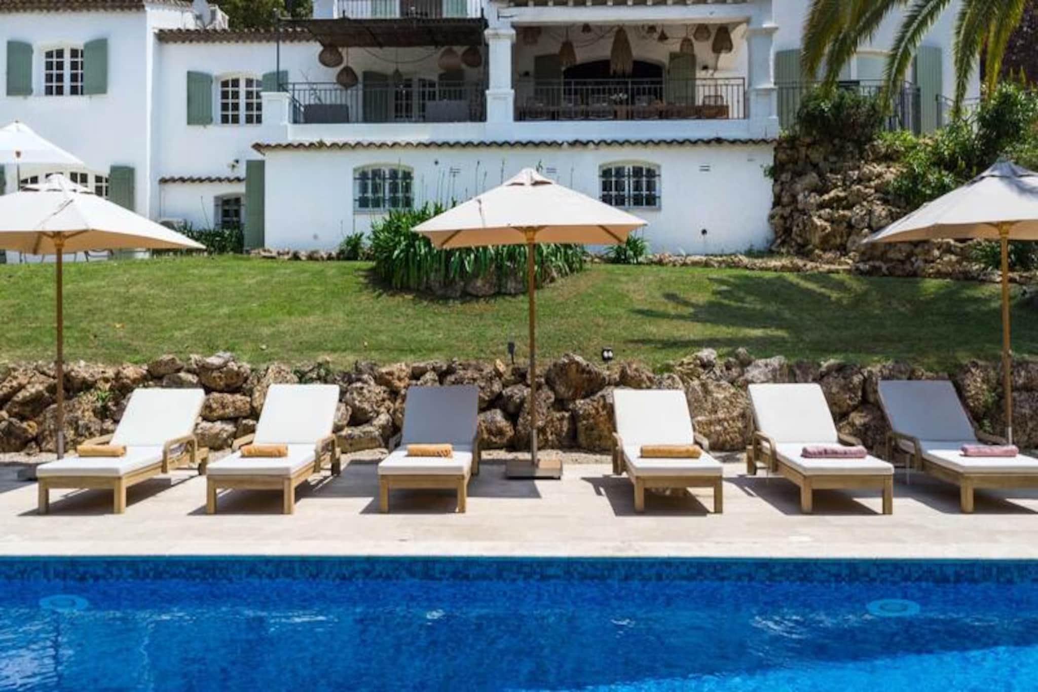 Résidence Villa 400m² Padel Piscine Volley-Non tagué