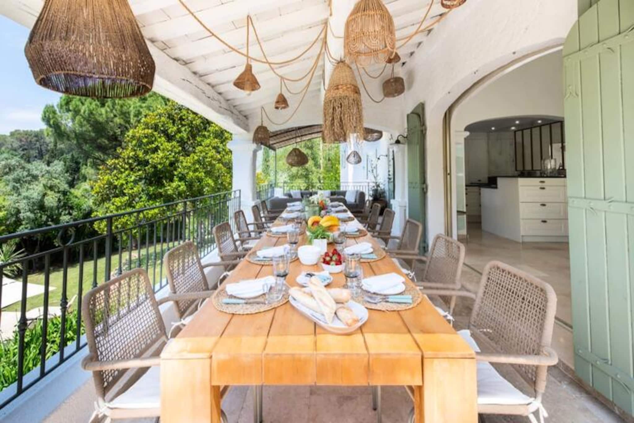 Résidence Villa 400m² Padel Piscine Volley-Non tagué