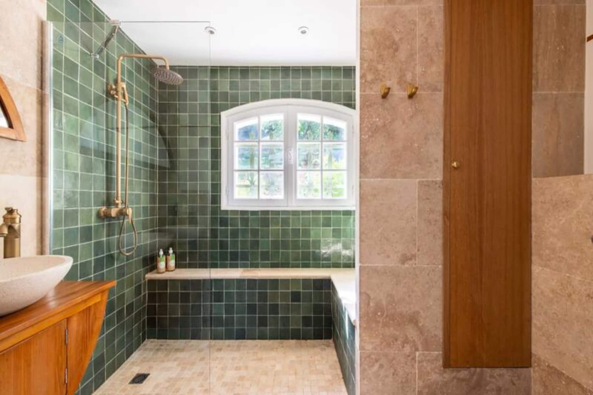 Résidence Villa 400m² Padel Piscine Volley-Non tagué