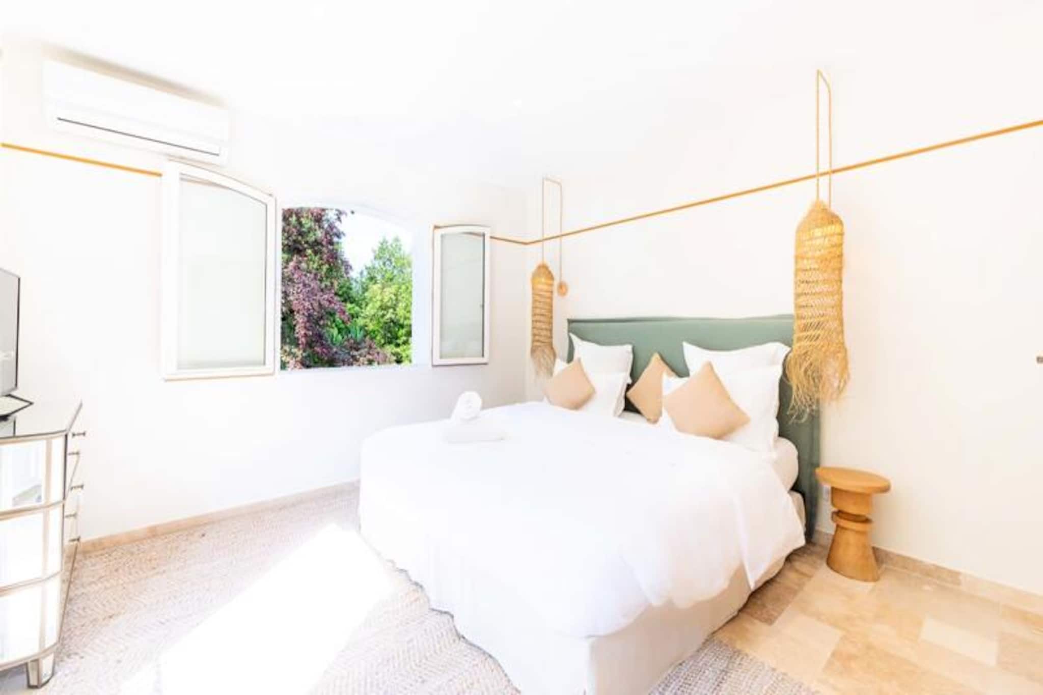 Résidence Villa 400m² Padel Piscine Volley-Non tagué