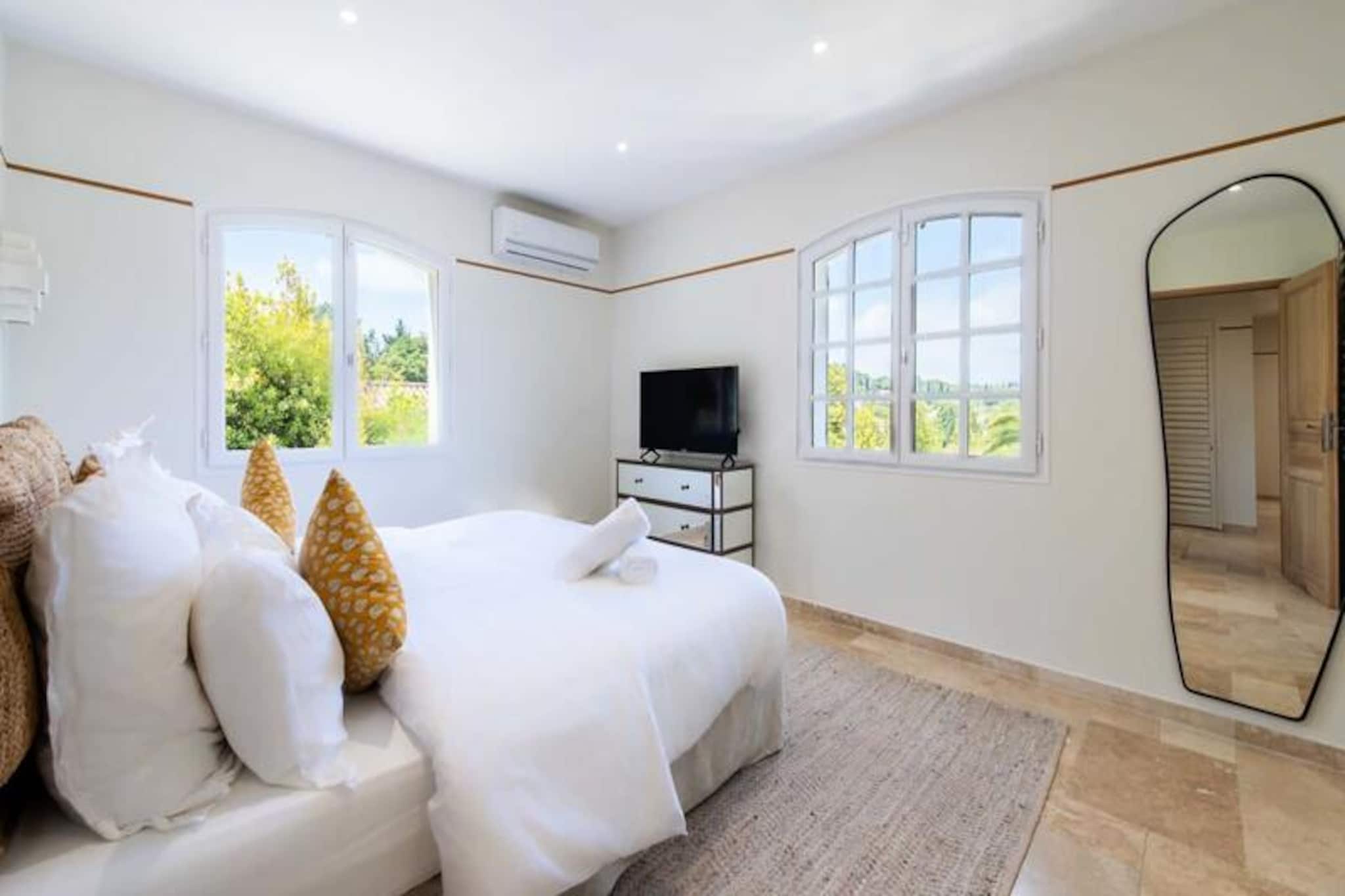 Résidence Villa 400m² Padel Piscine Volley-Non tagué