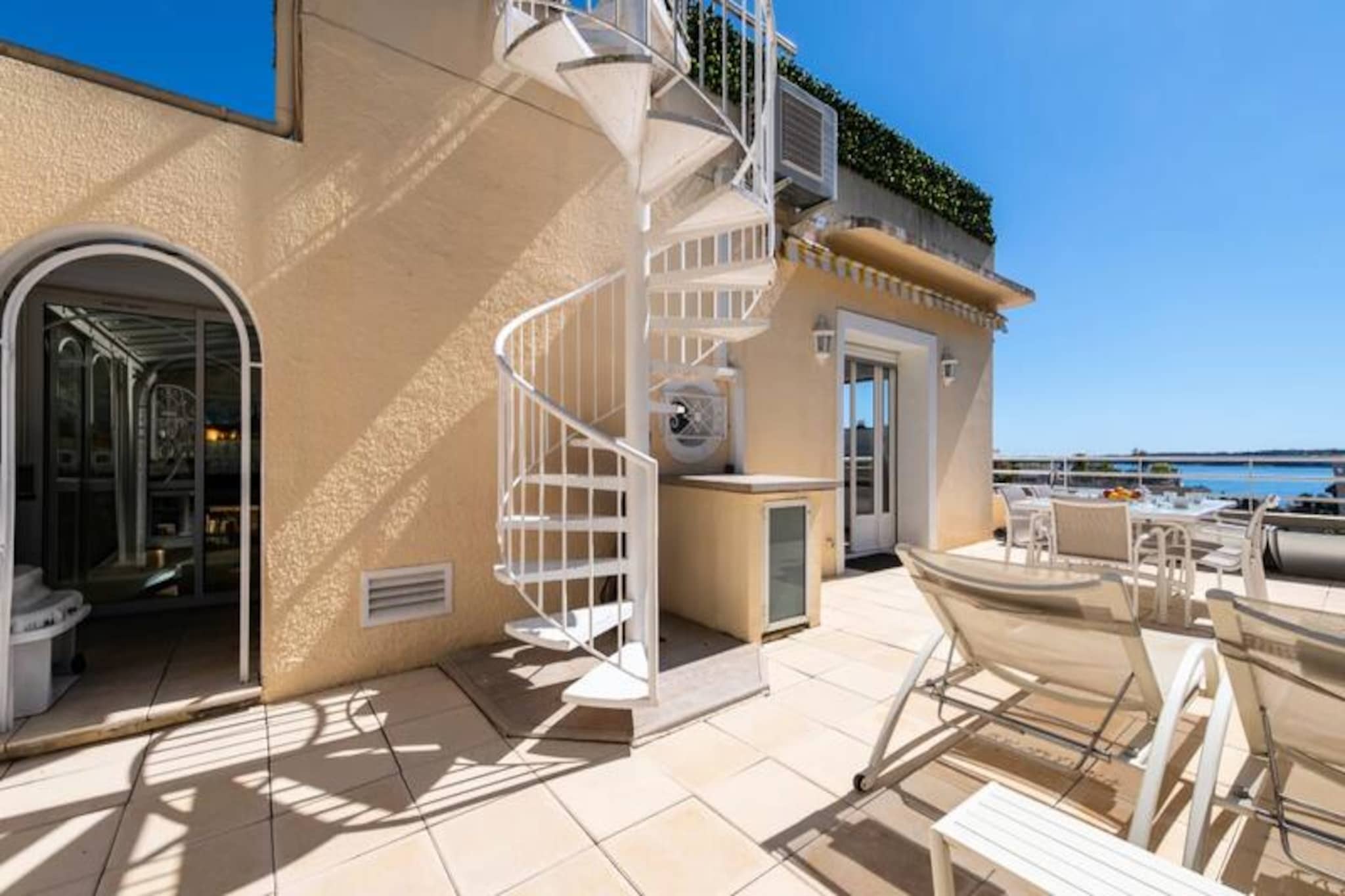 Résidence Unique ! 3p Piscine & Rooftop-Niet-getagd