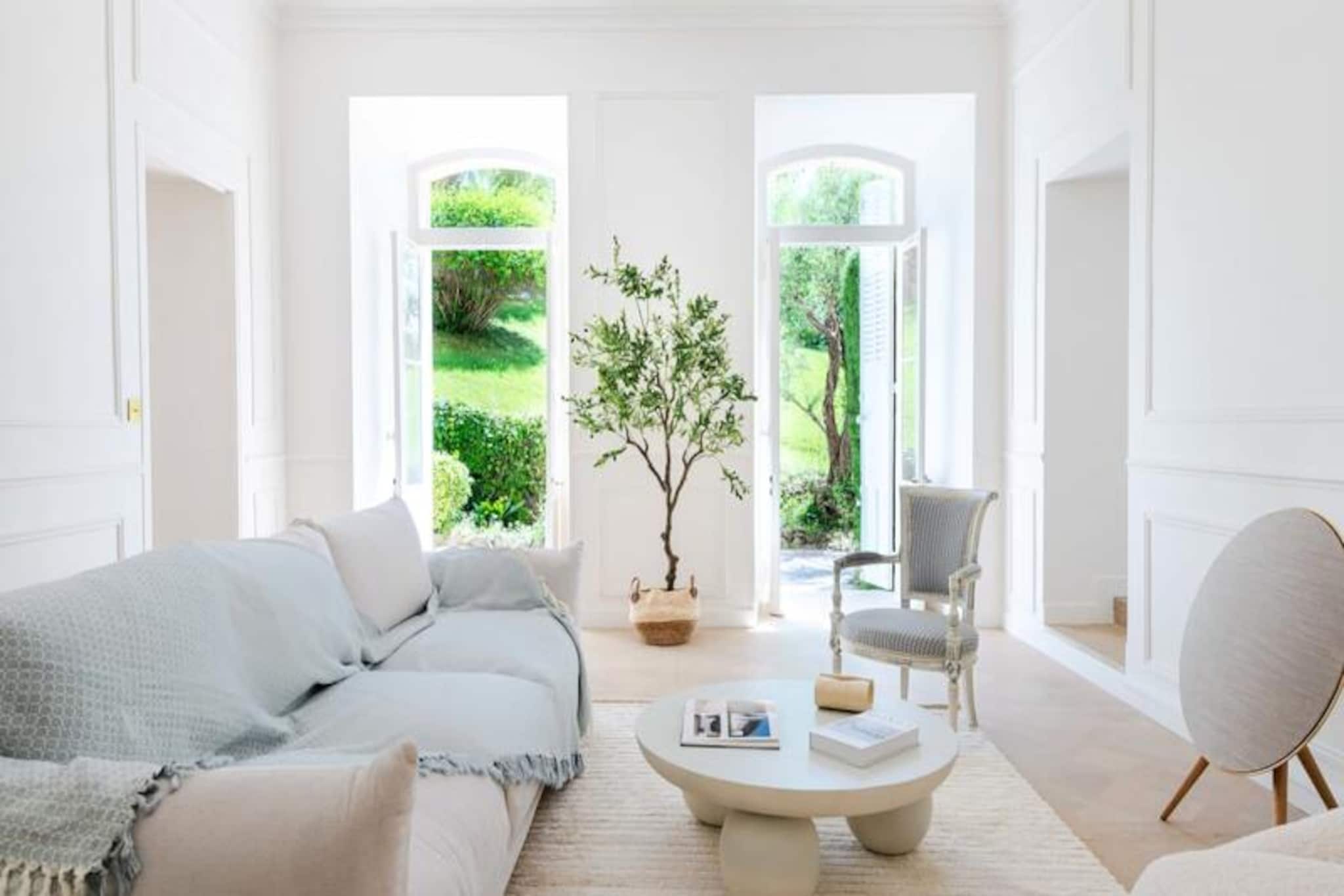 Apartment in Cannes with Private Garden