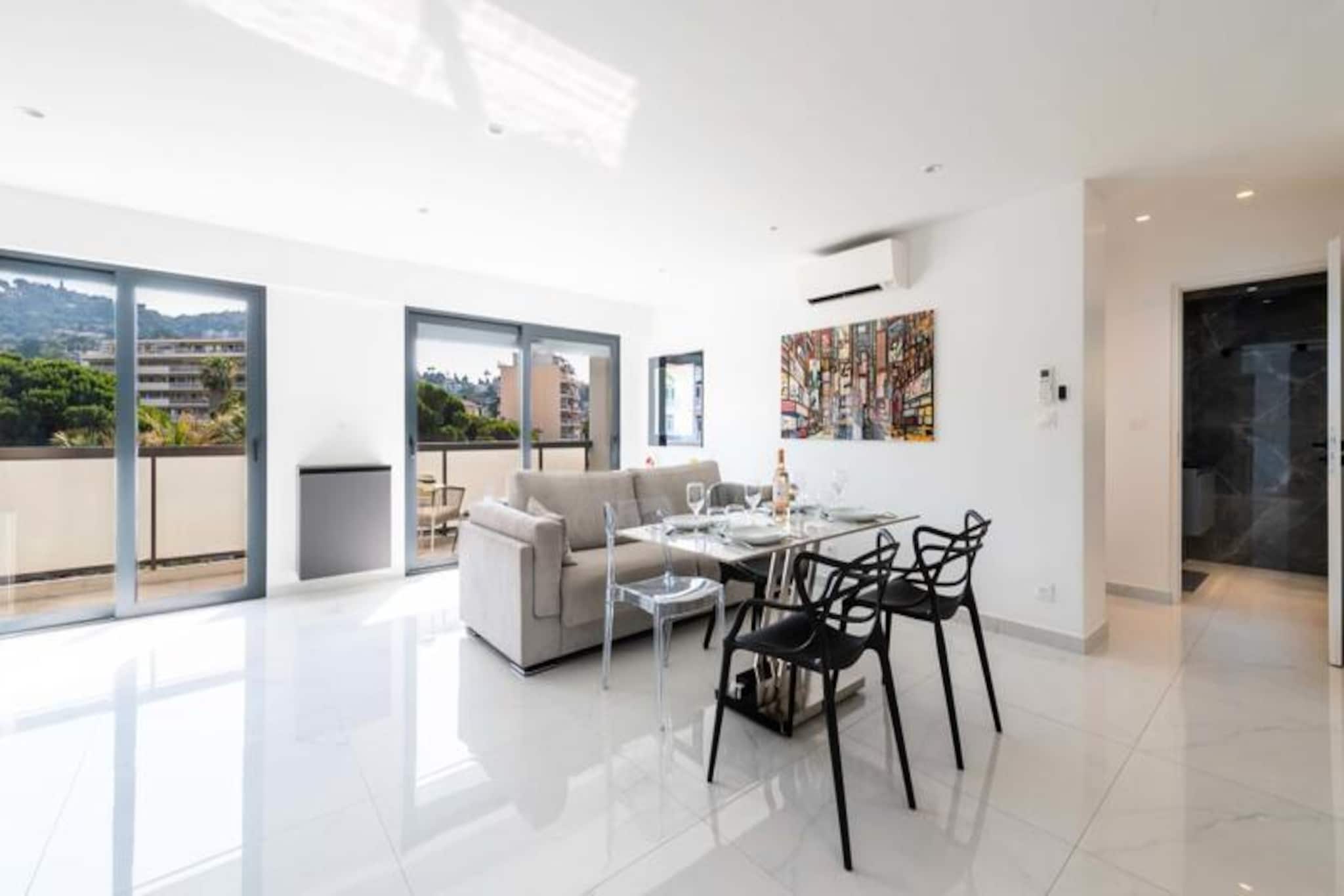 Résidence 2p Traversant, Centre Cannes, Rue D’antibes-Niet-getagd