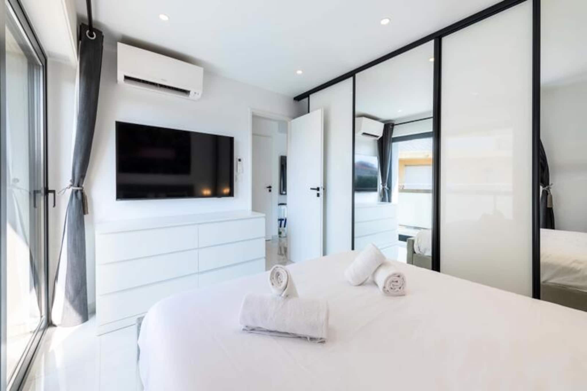 Résidence 2p Traversant, Centre Cannes, Rue D’antibes-Niet-getagd