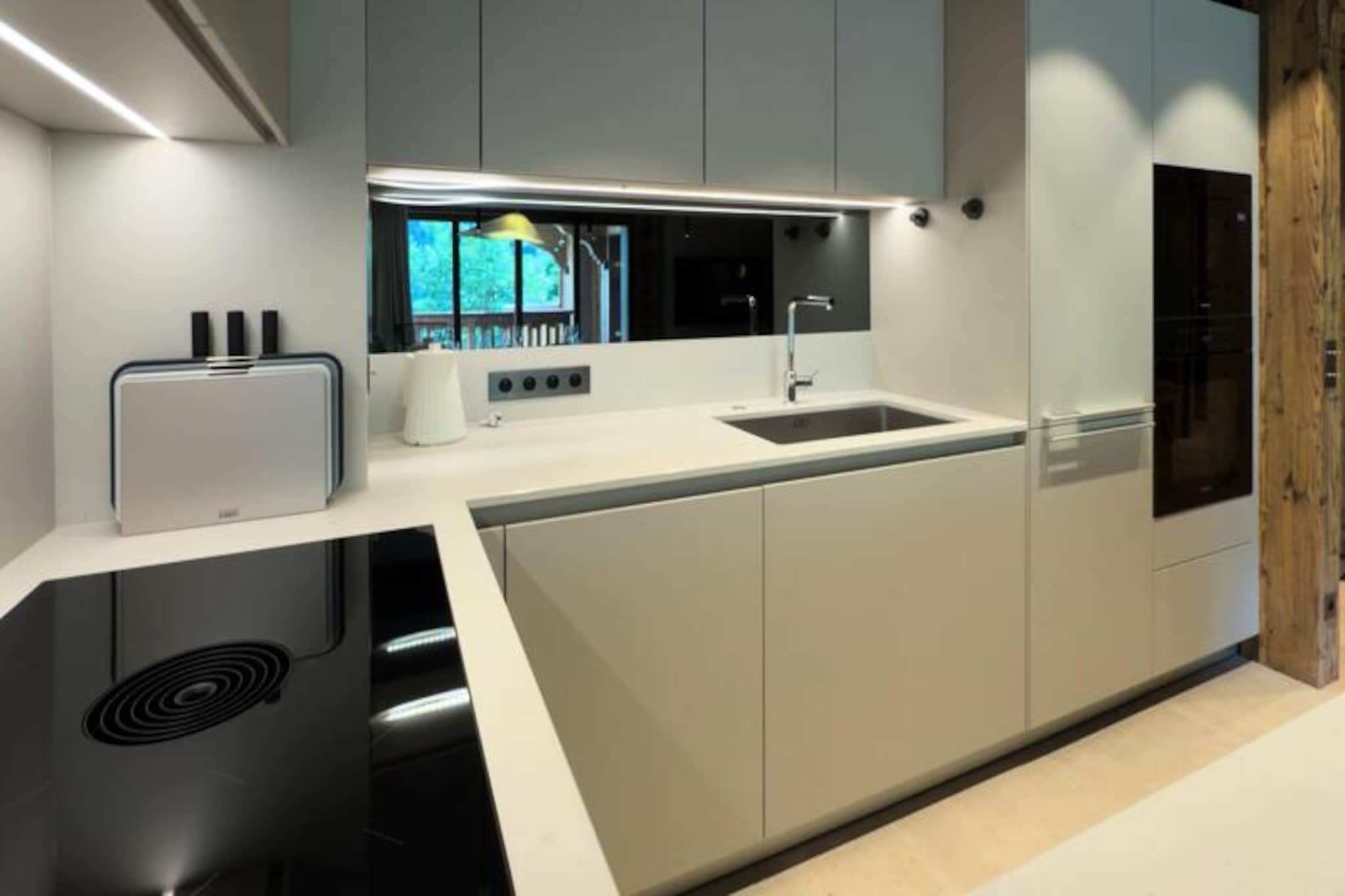 Fleur Des Alpes 102-Niet-getagd