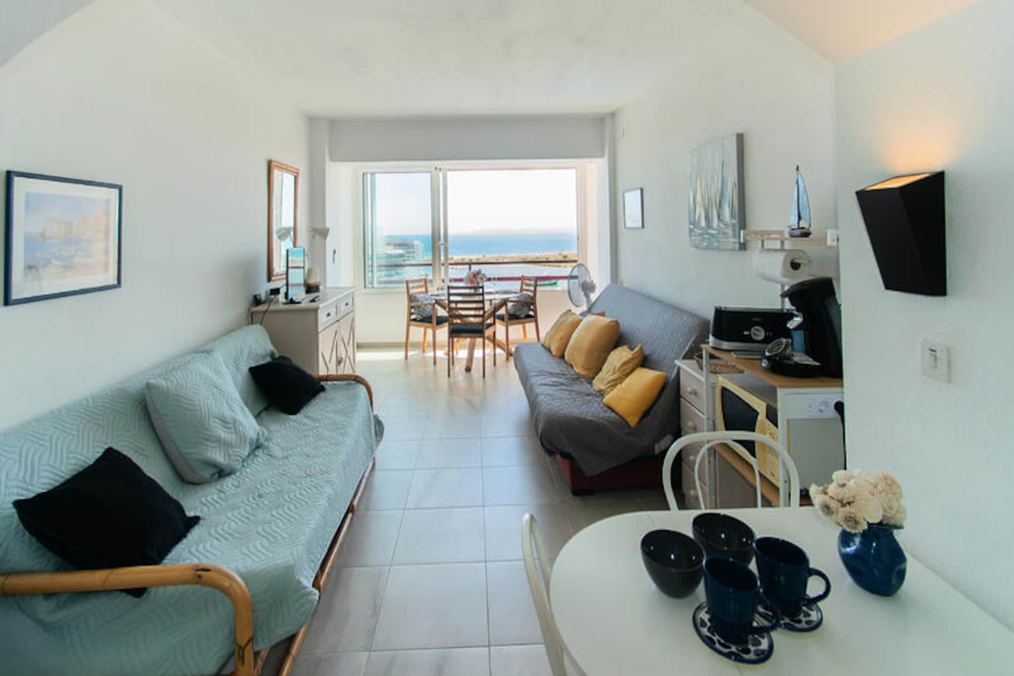 Studio à Roses-Nicht zugeordnet