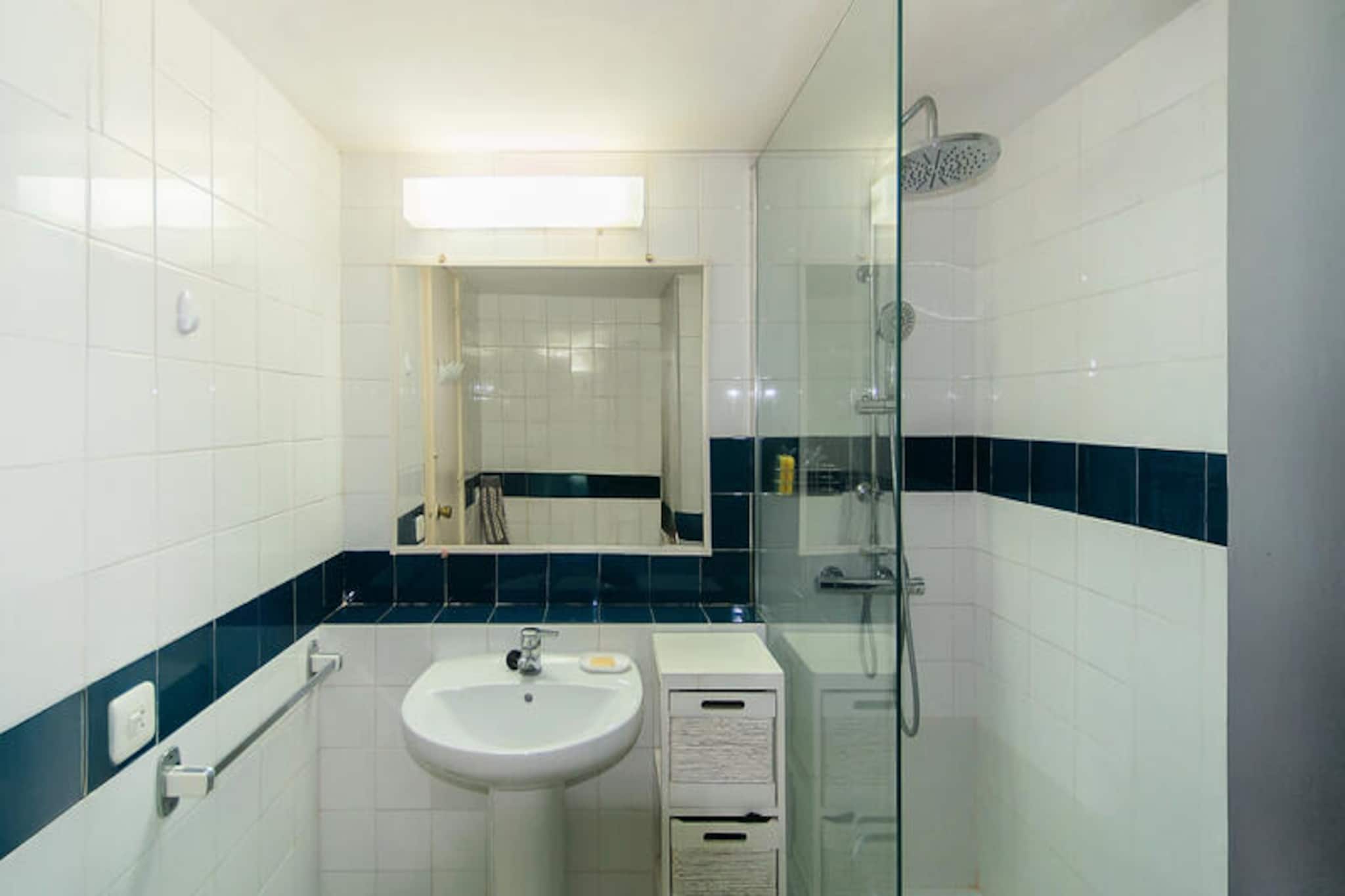 Studio à Roses-Nicht zugeordnet