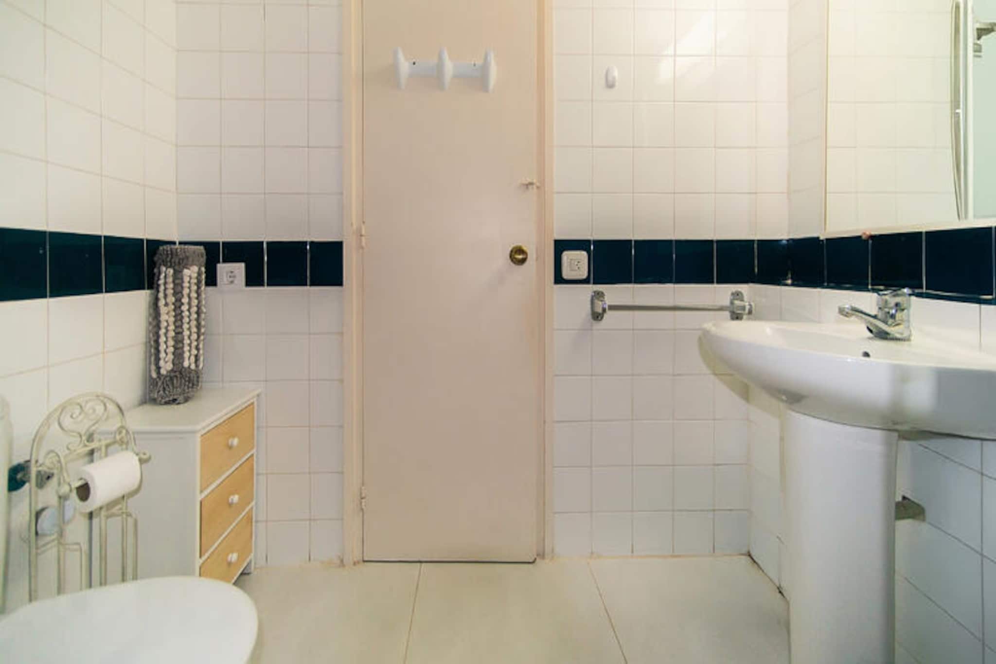 Studio à Roses-Nicht zugeordnet