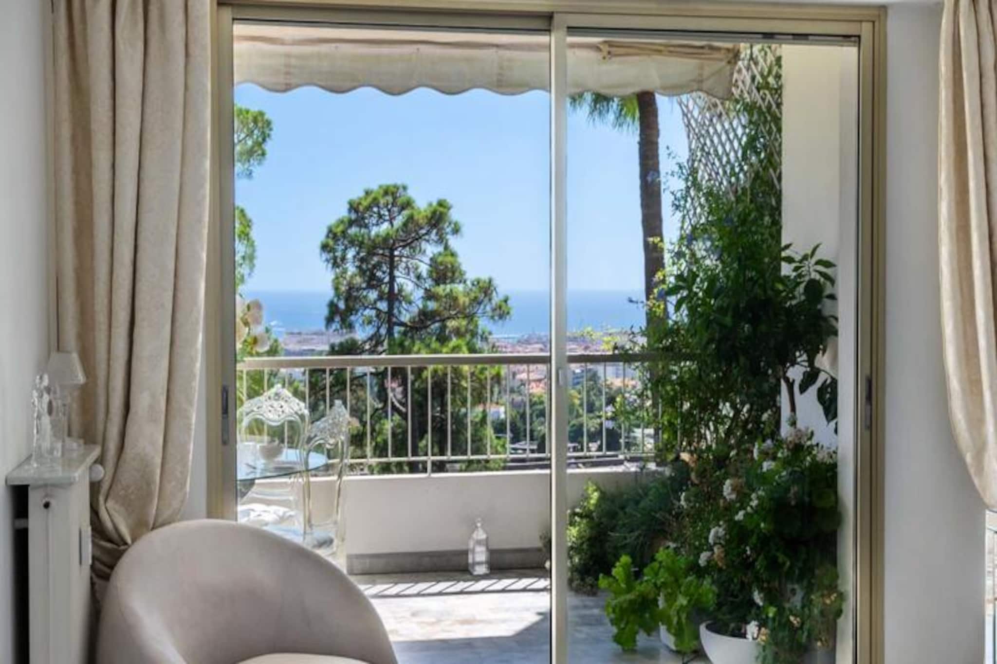 Résidence Spacieux 2p Vue Mer – Résidence Avec Piscine, Cannes-Niet-getagd