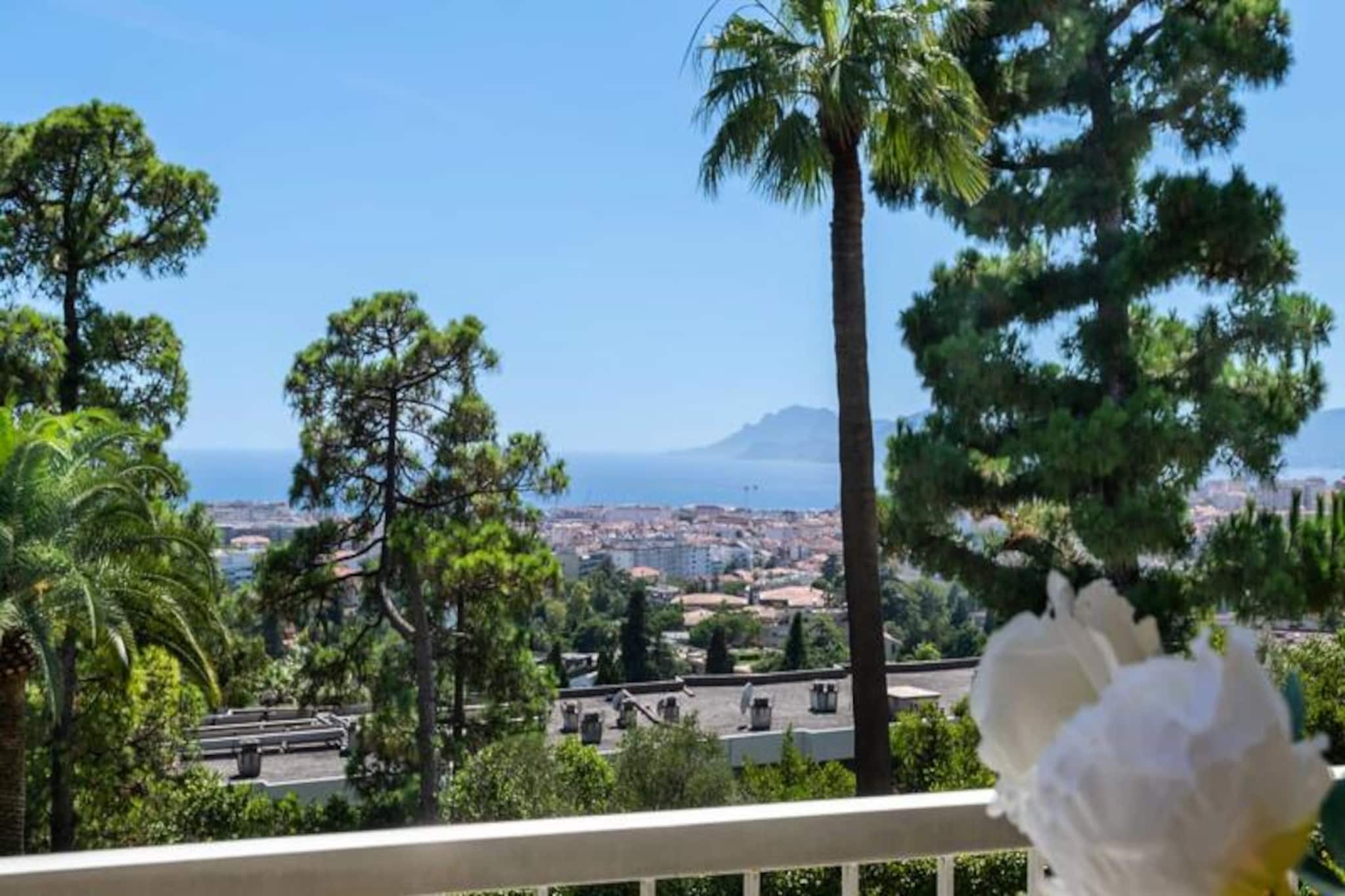 Résidence Spacieux 2p Vue Mer – Résidence Avec Piscine, Cannes-Niet-getagd