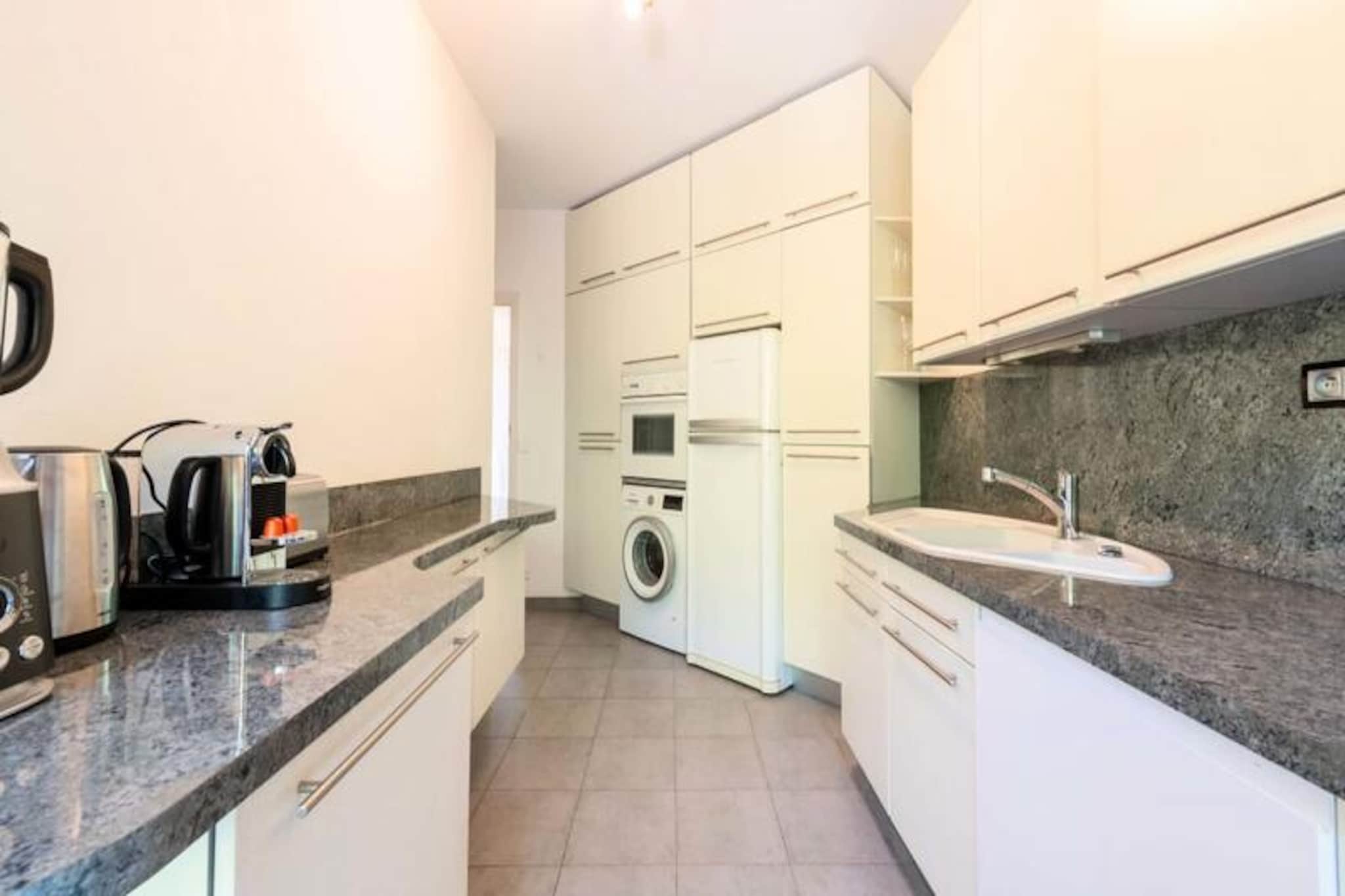 Résidence Spacieux 2p Vue Mer – Résidence Avec Piscine, Cannes-Niet-getagd