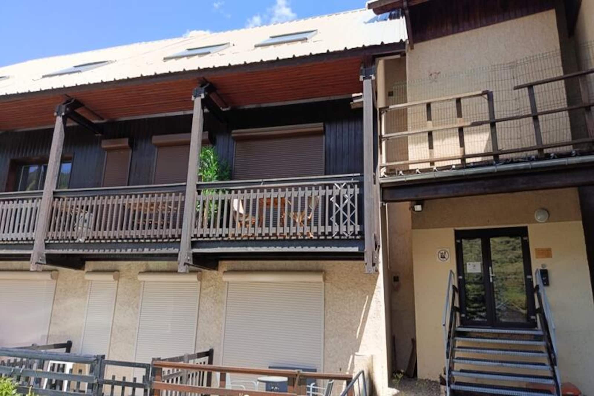 Apartment in Sainte-Marie near Ski Lifts