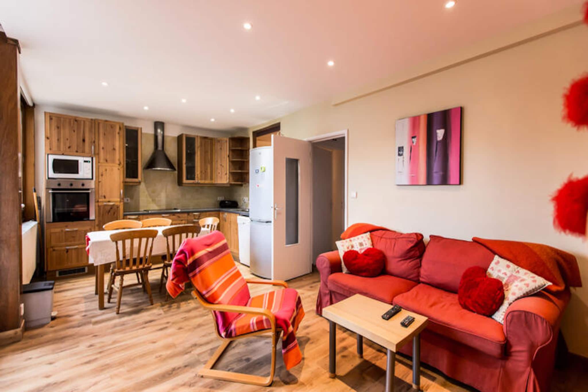 Cozy and bright three-room apartment near the center