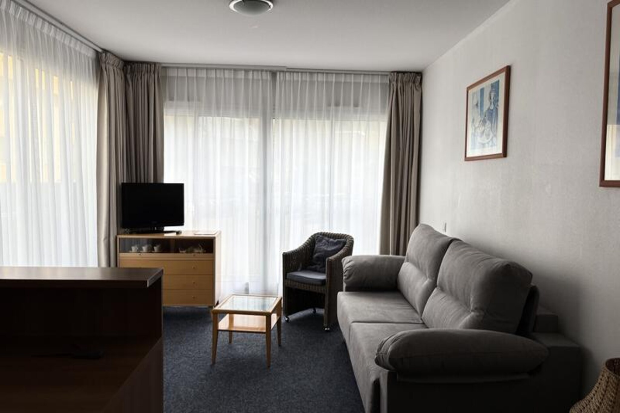 Apartment near slopes with heated pool