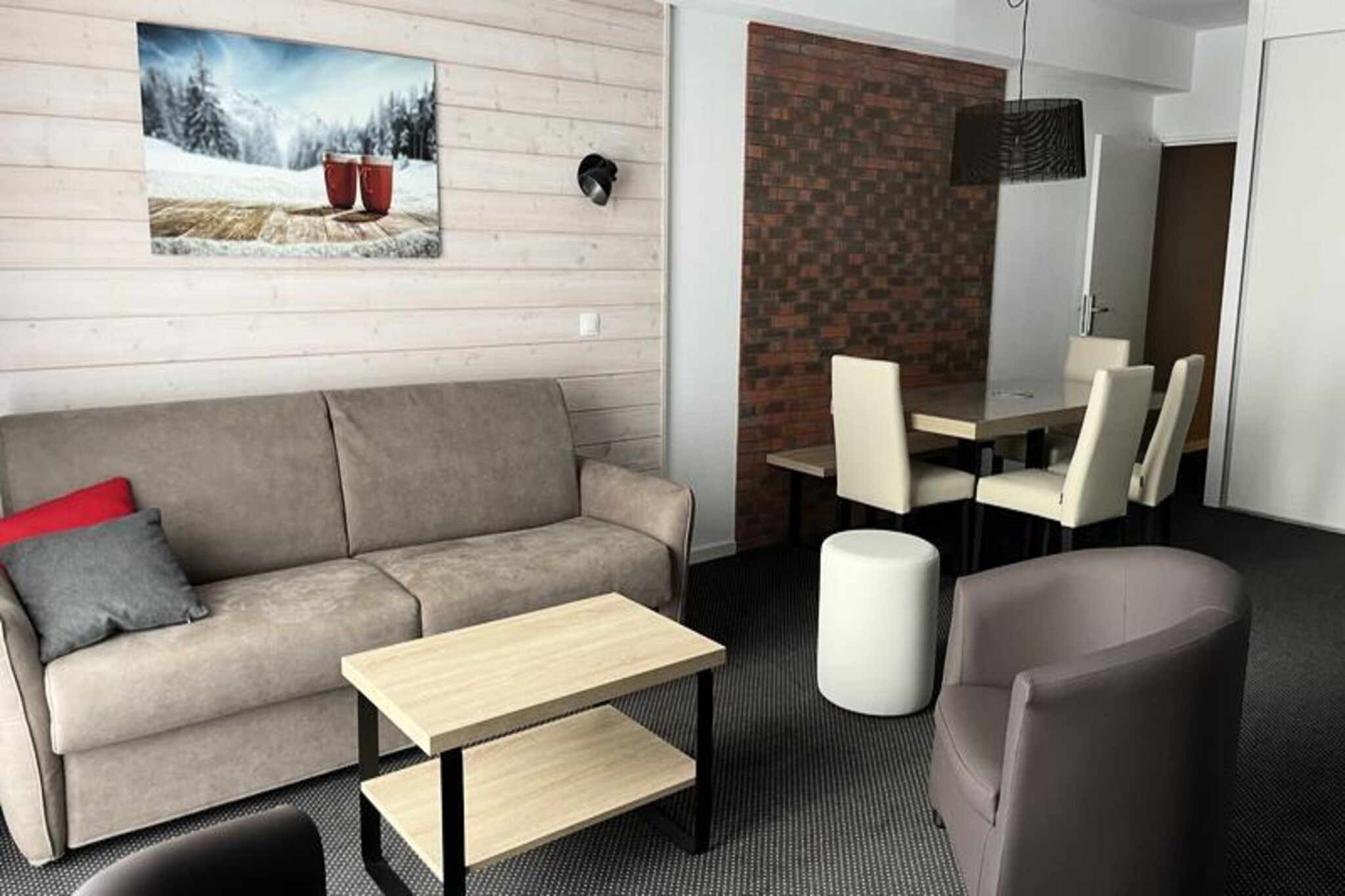 Studio for 6 people