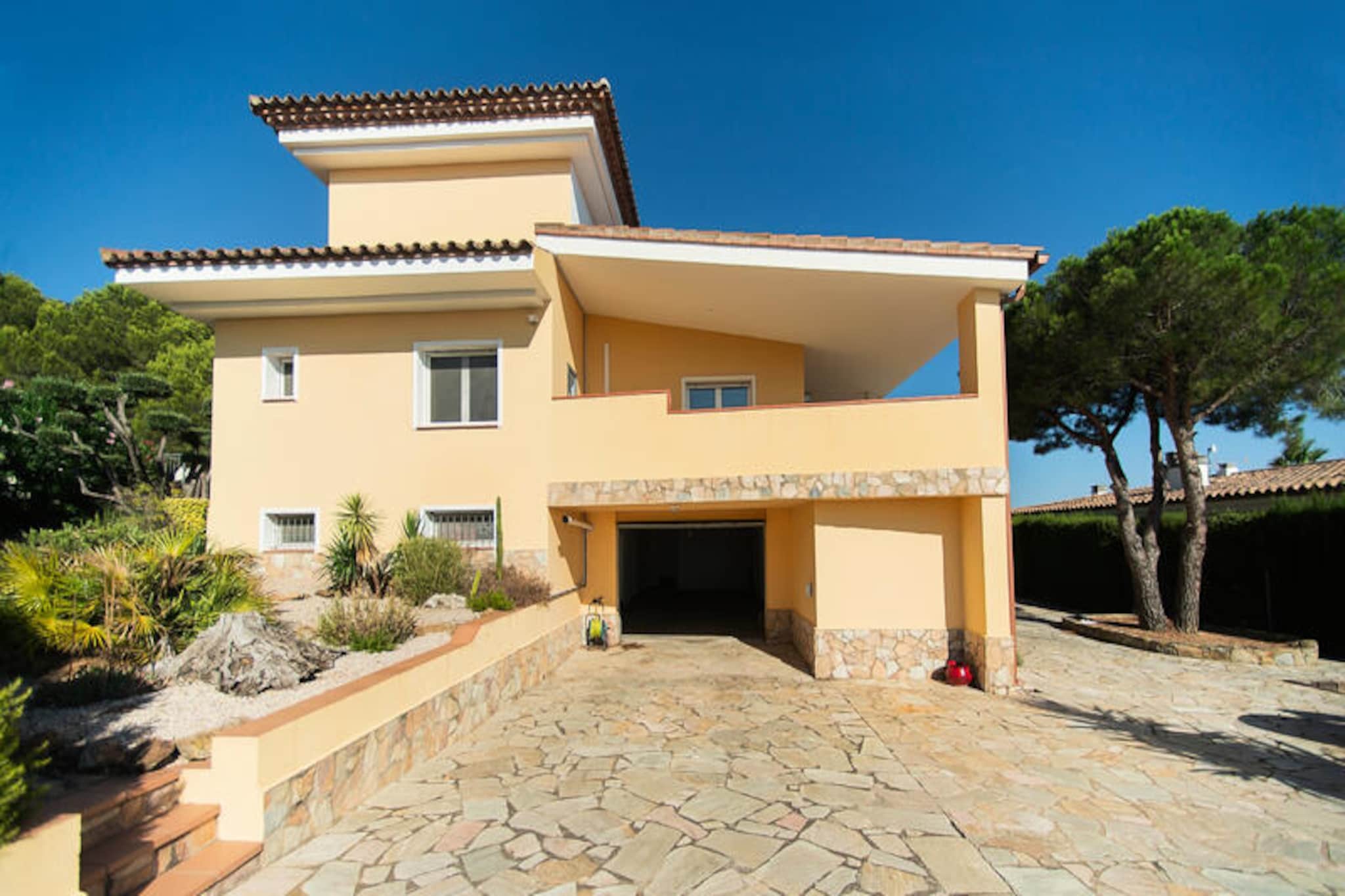 Maison à Palau Saverdera-Non tagué