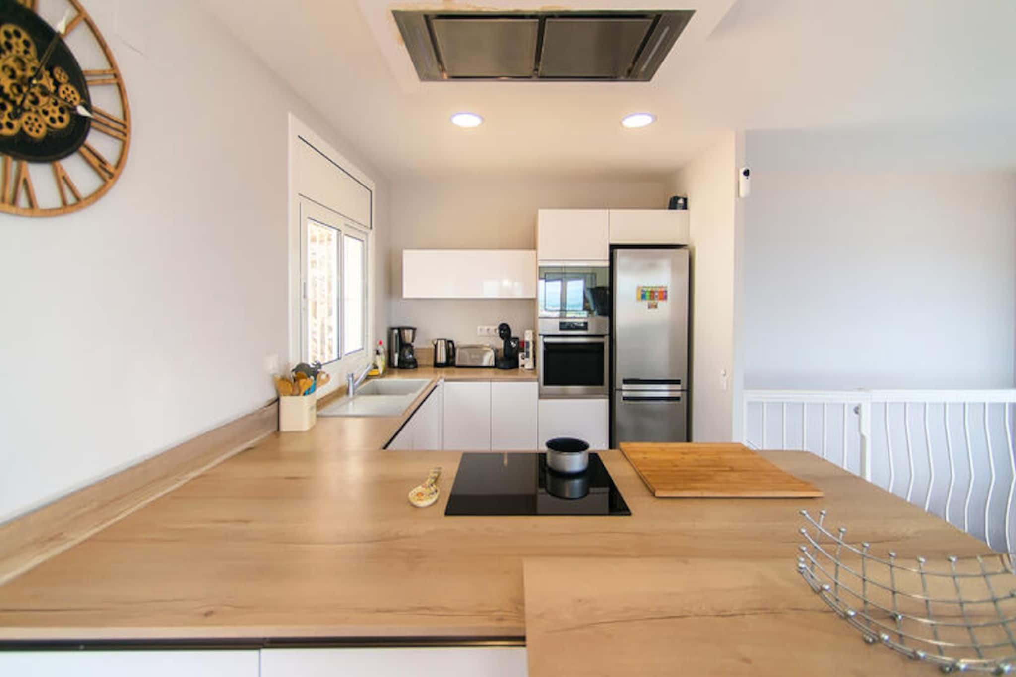 Maison à Roses-Non tagué