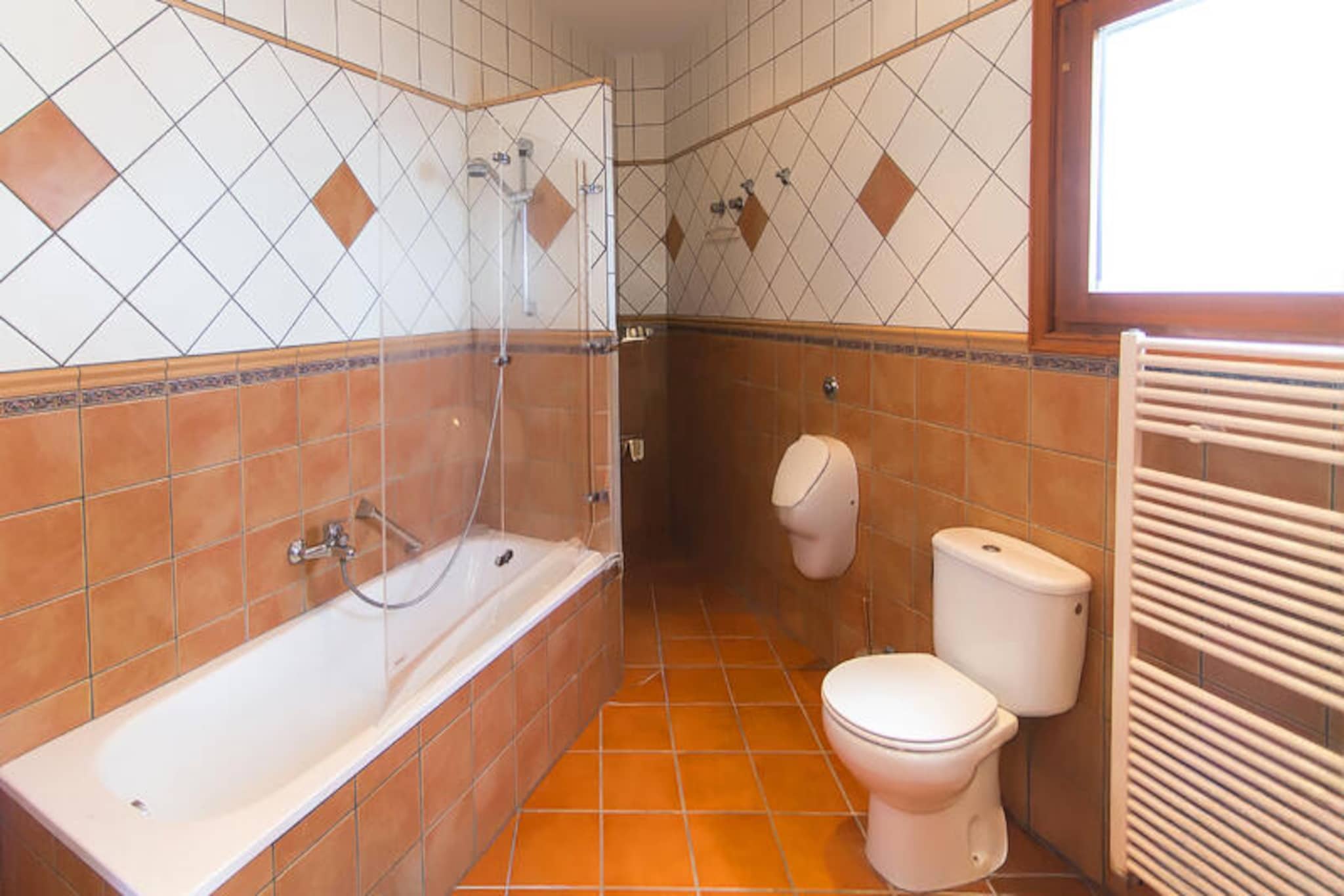 Maison à Roses-Non tagué