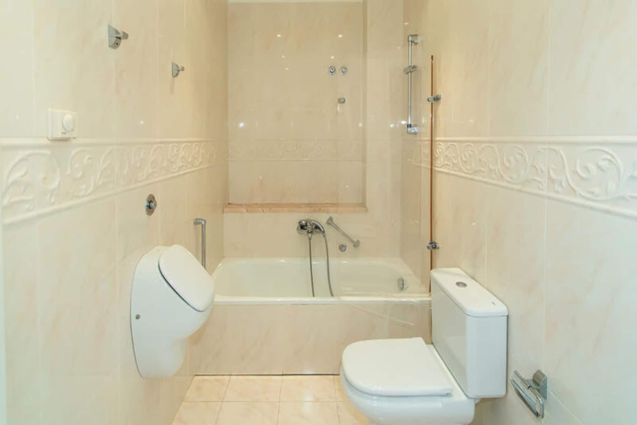 Maison à Roses-Non tagué