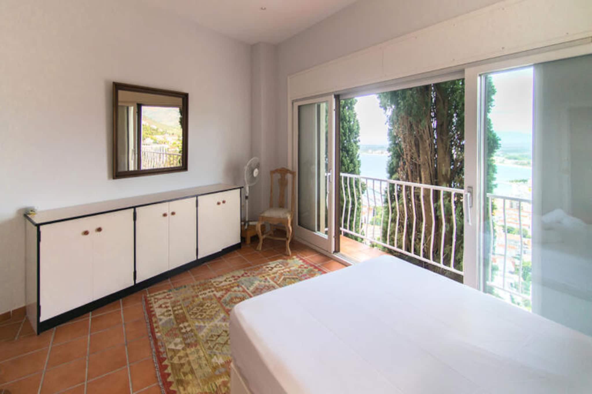 Maison à Roses-Non tagué