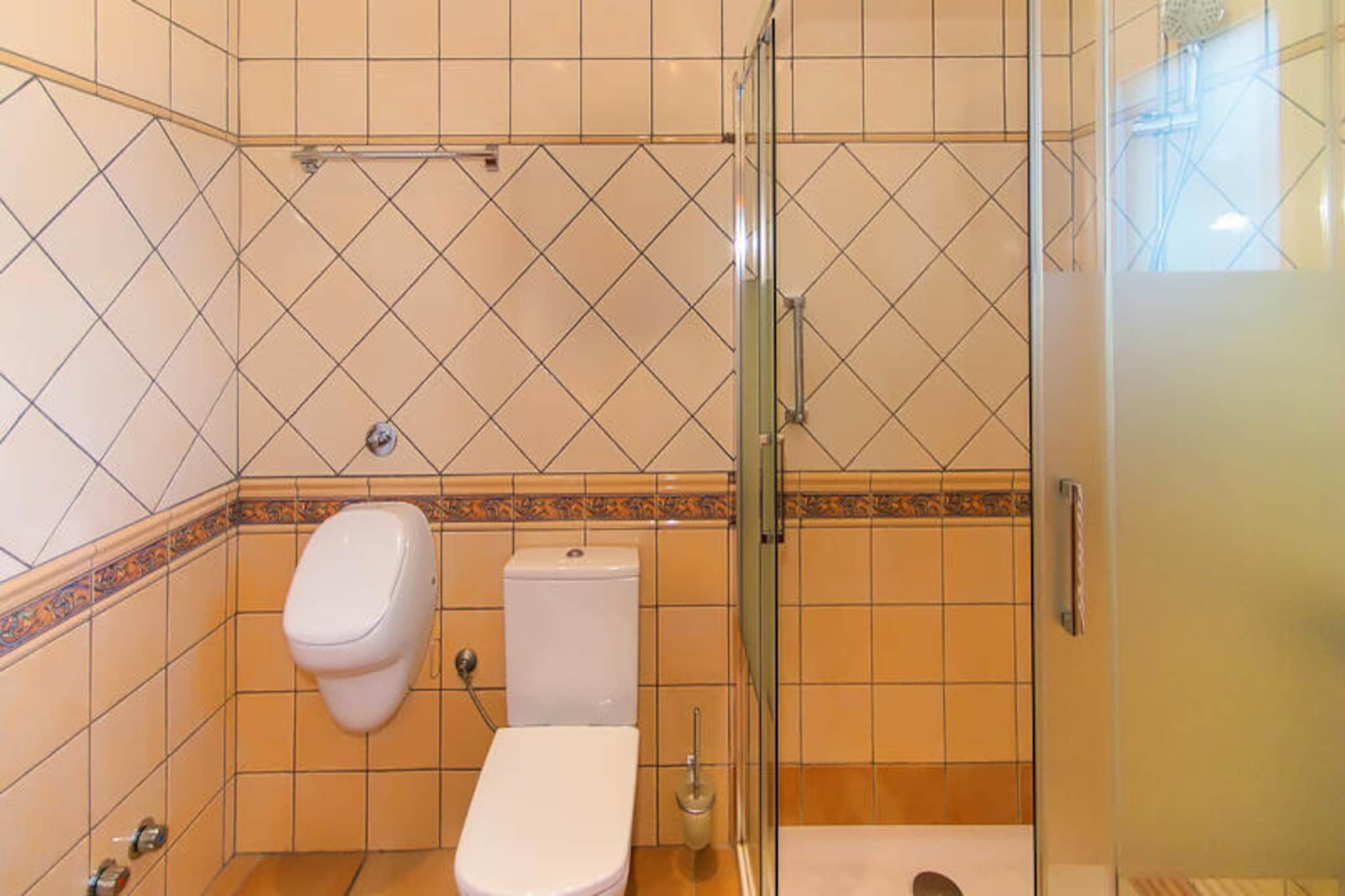 Maison à Roses-Non tagué